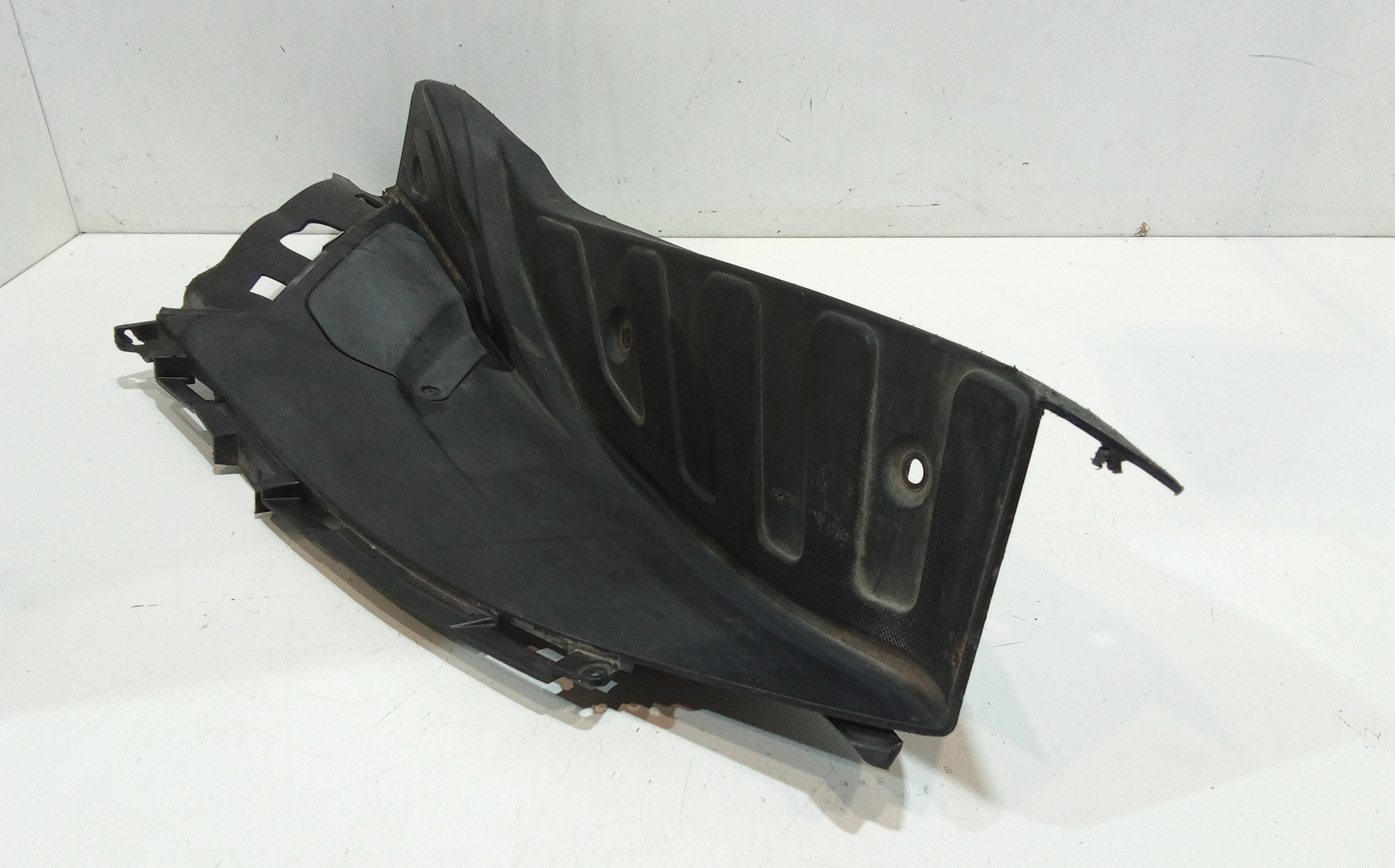 Pedana Laterale Sinistra per Piaggio X7 250cc (2008 - In produzione)