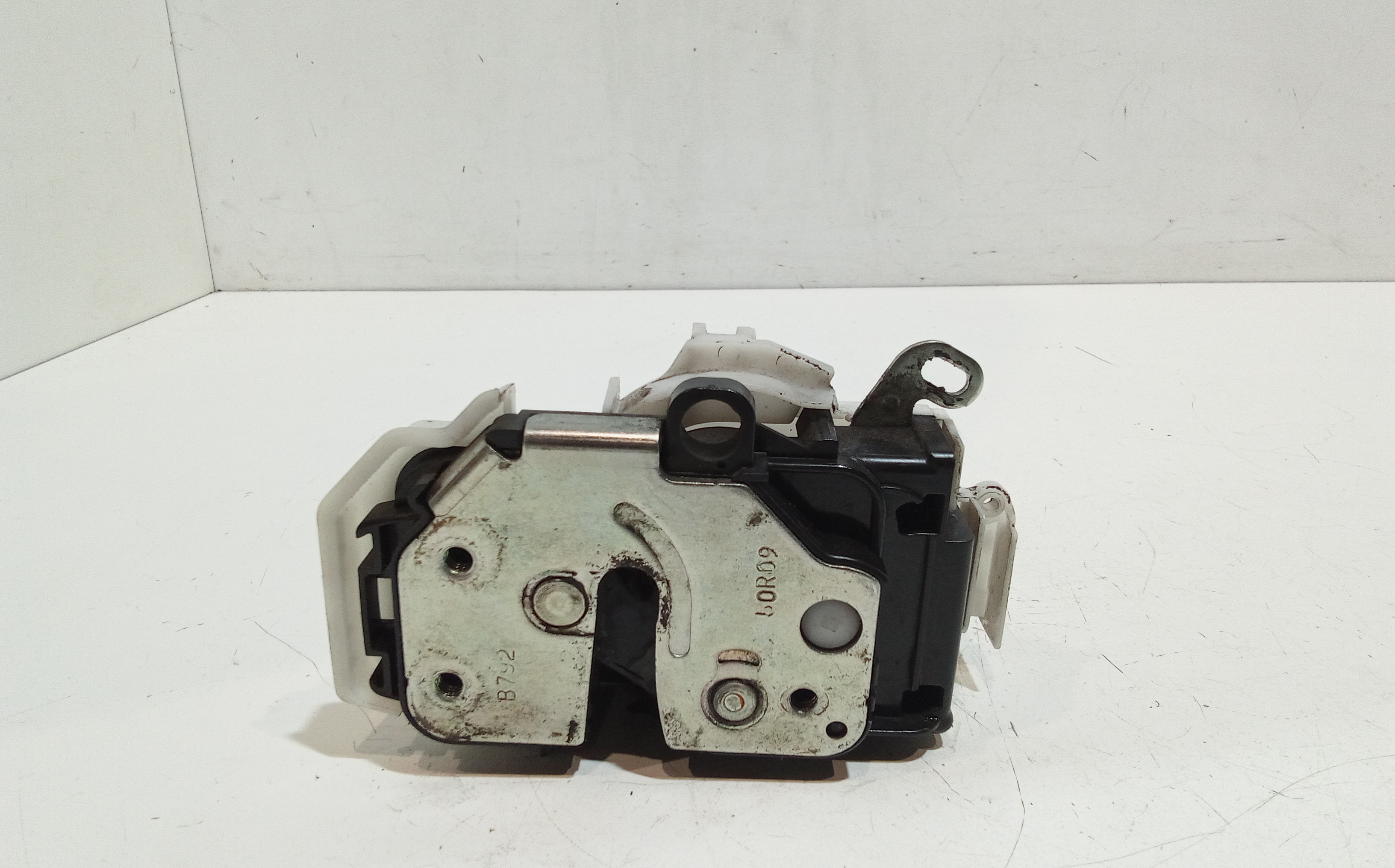 Serratura Anteriore Destra per Fiat Qubo 1 Serie (2008 - In produzione)