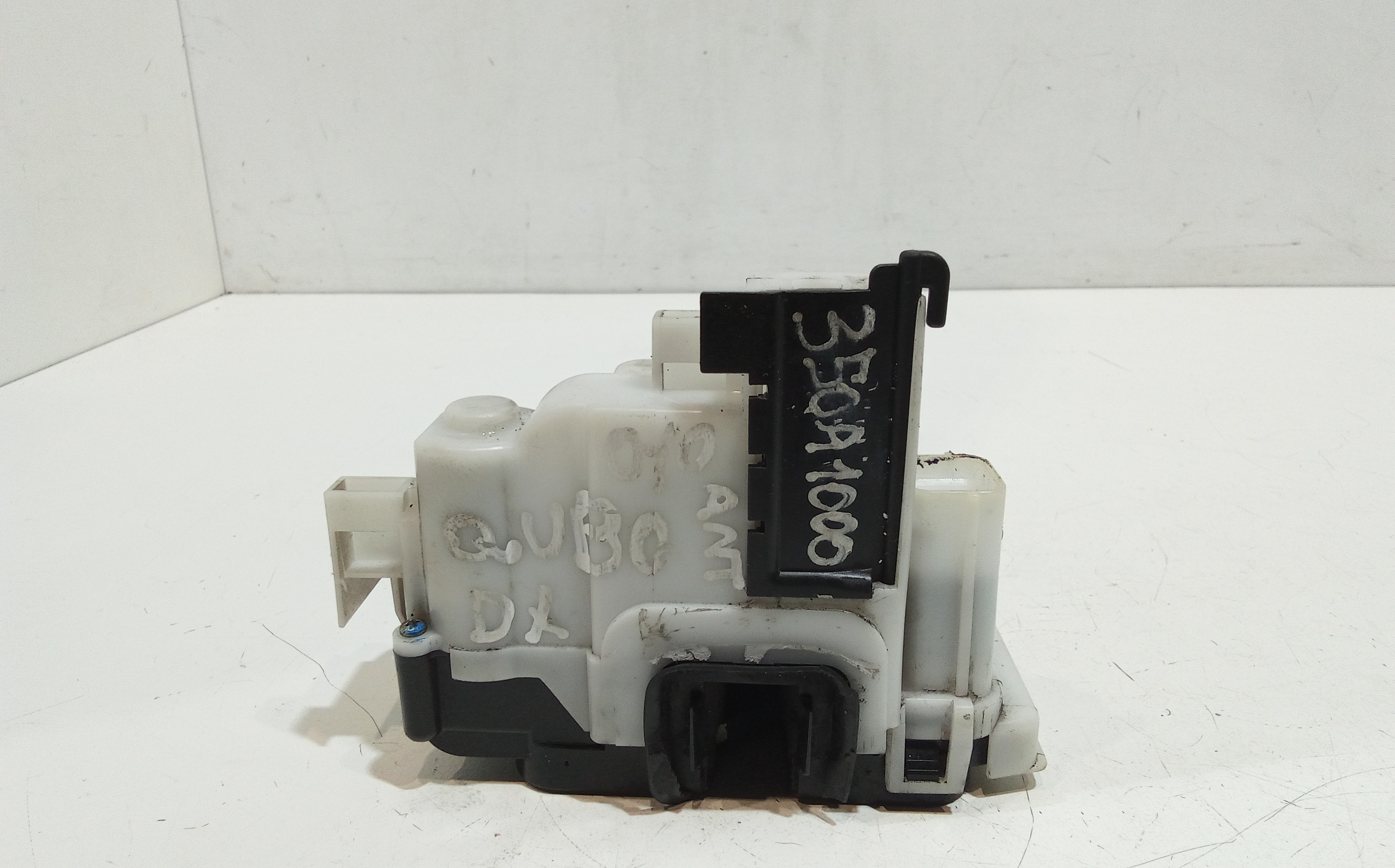 Serratura Anteriore Destra per Fiat Qubo 1 Serie (2008 - In produzione)