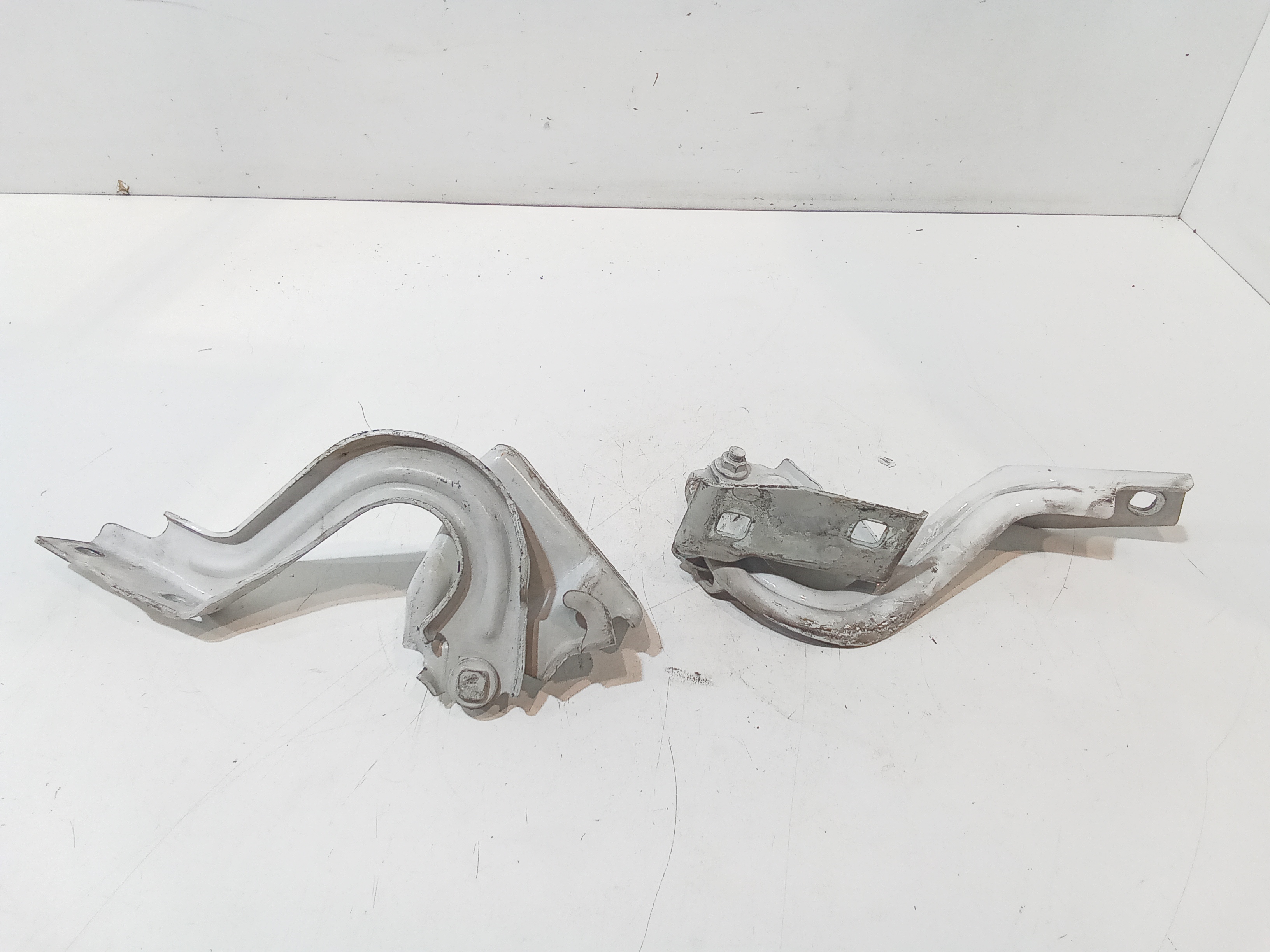 Cerniere cofano anteriore dx e sx per Citroen Jumpy Furgone (16>) (2016 - In produzione)