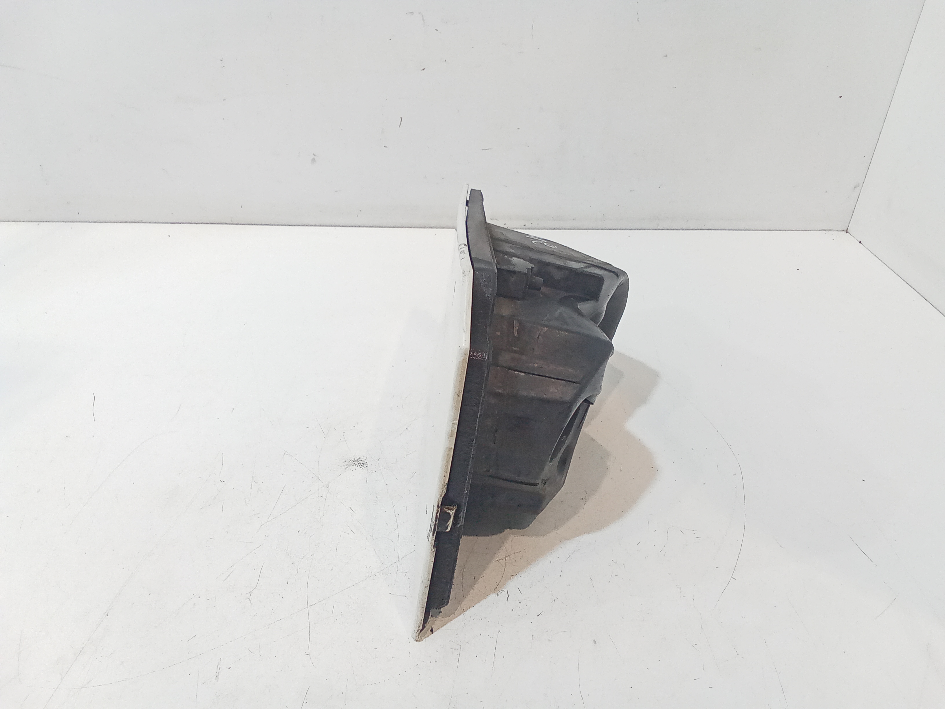 Sportellino Carburante per Citroen Jumpy Furgone (16>) (2016 - In produzione)