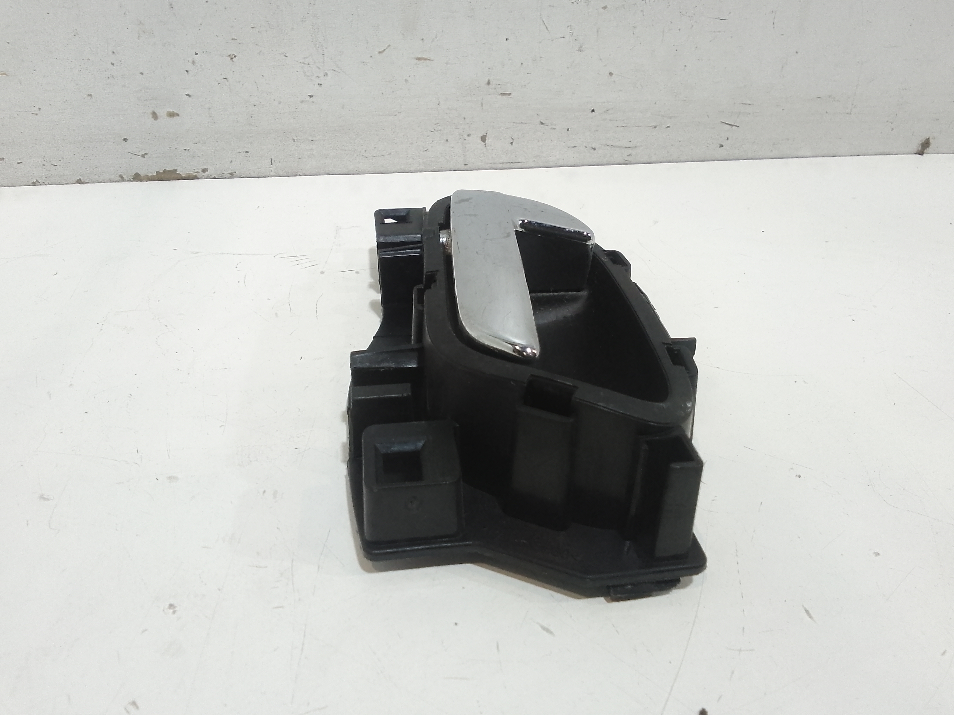 Maniglia interna anteriore Sinistra per Citroen C3 Serie (2009 - 2015)