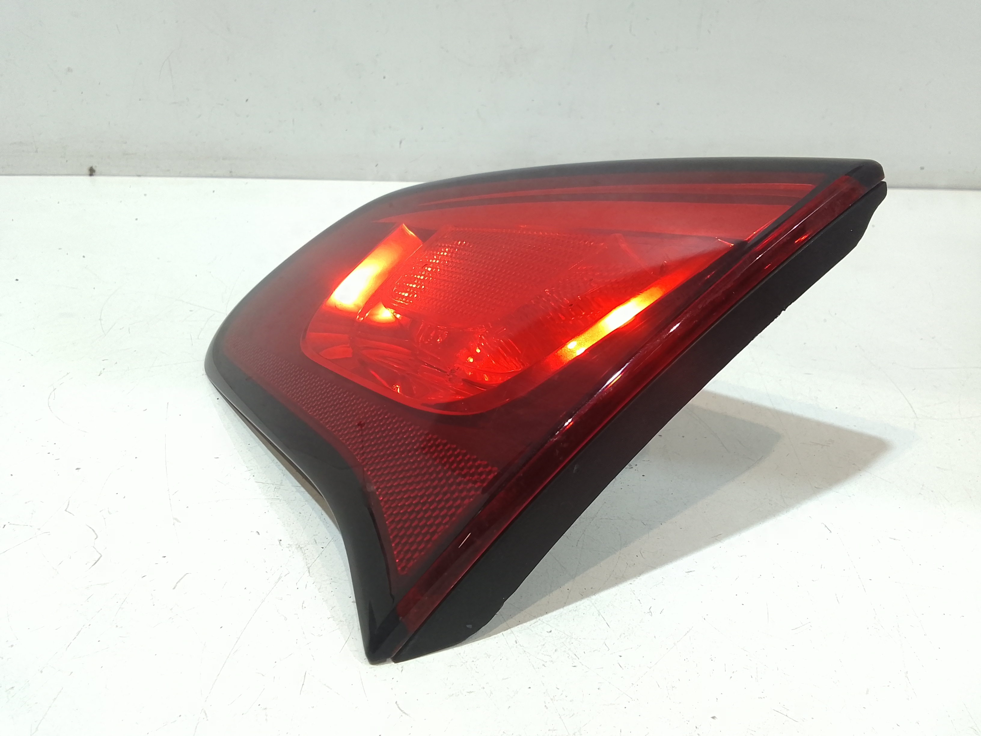 Stop Posteriore Destro Integrato nel Portello per Citroen C3 Serie (2009 - 2015)