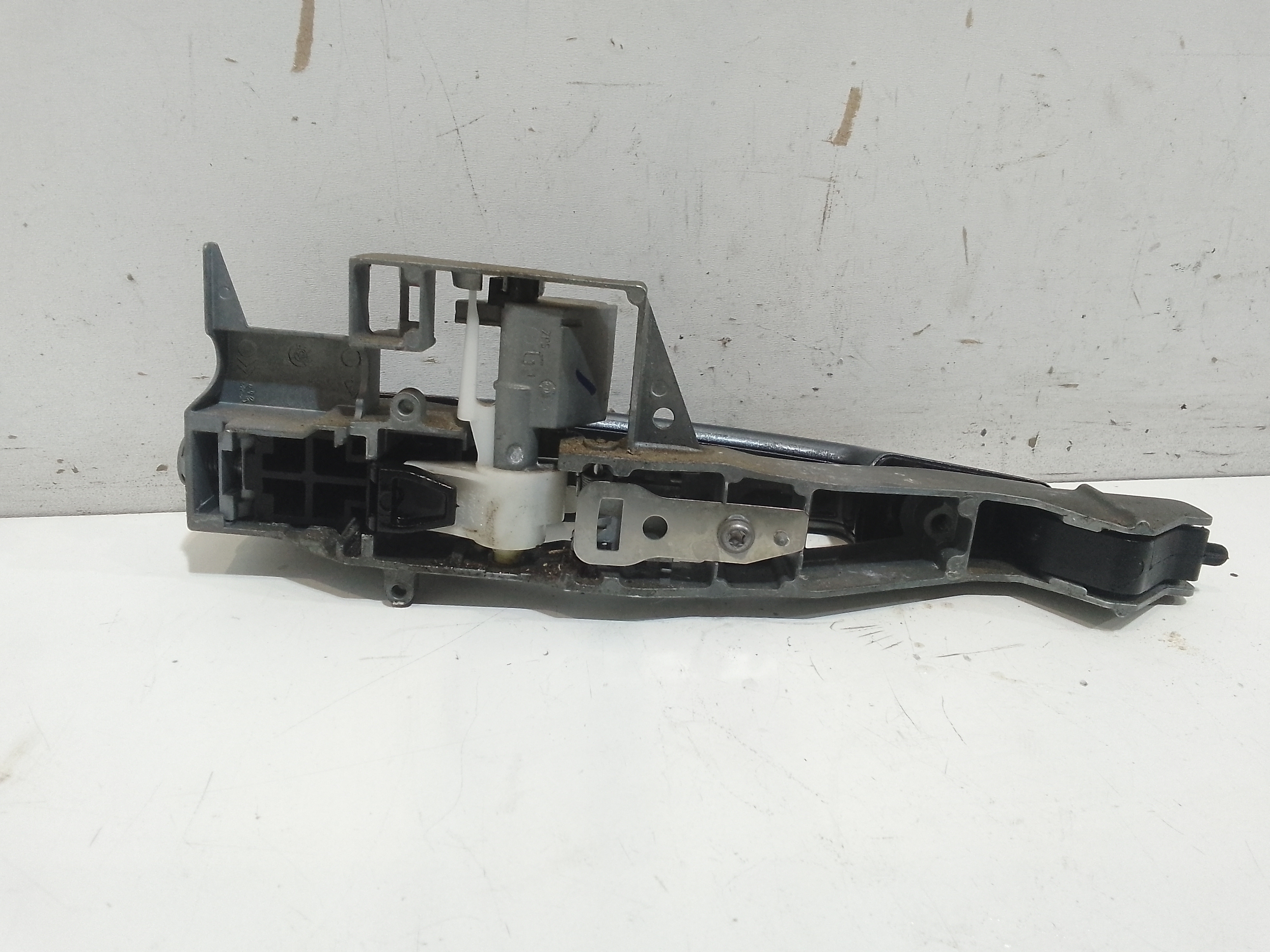 Maniglia esterna Posteriore Sinistra per Citroen C3 Serie (2009 - 2015)