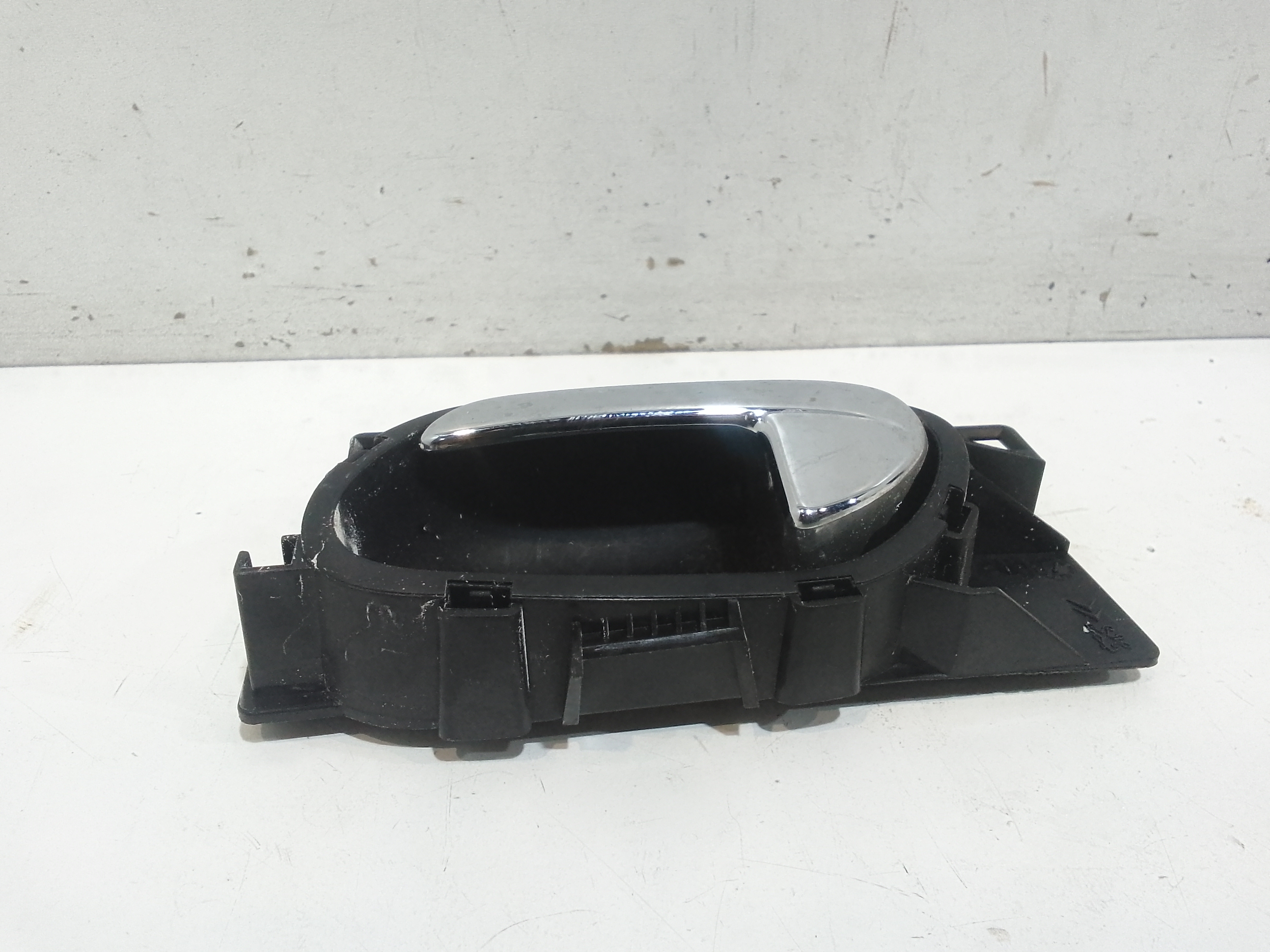 Maniglia interna Posteriore Sinistra per Citroen C3 Serie (2009 - 2015)