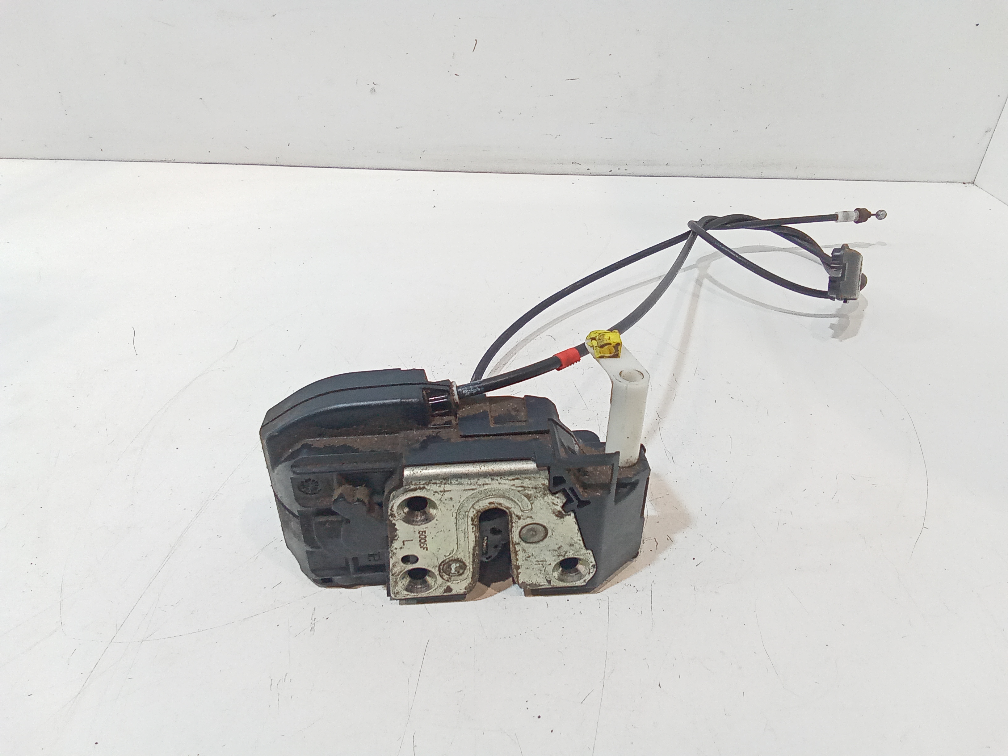 Serratura Anteriore Sinistra per Nissan Note 1 Serie (2006 - 2008)