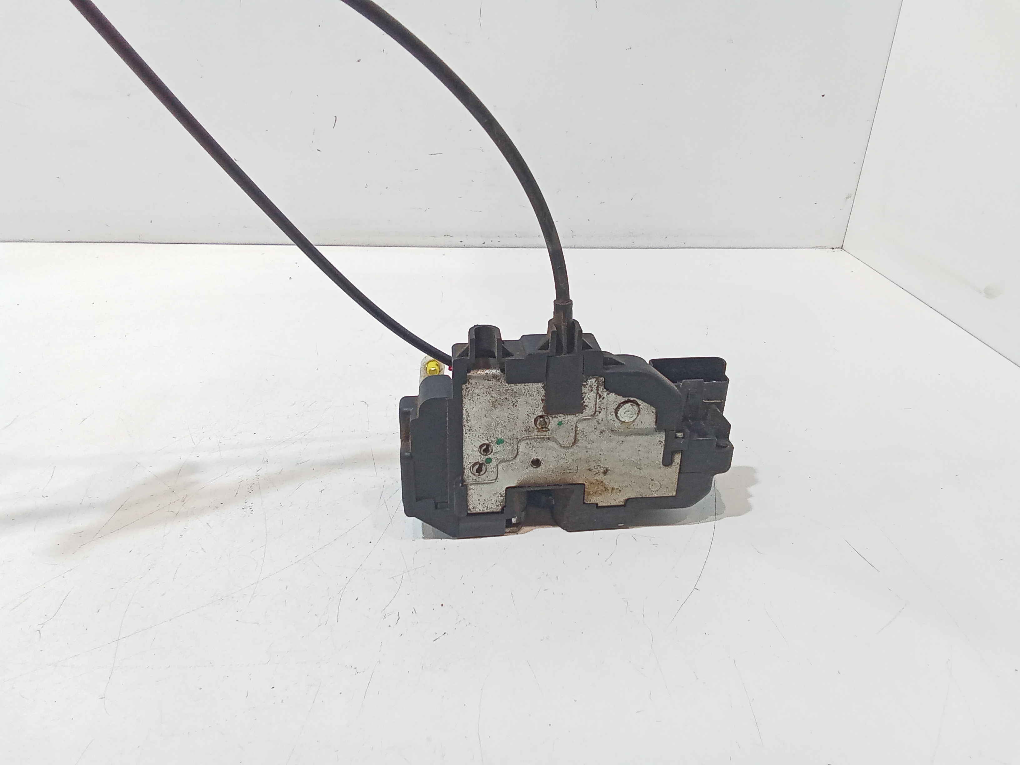 Serratura Anteriore Sinistra per Nissan Note 1 Serie (2006 - 2008)