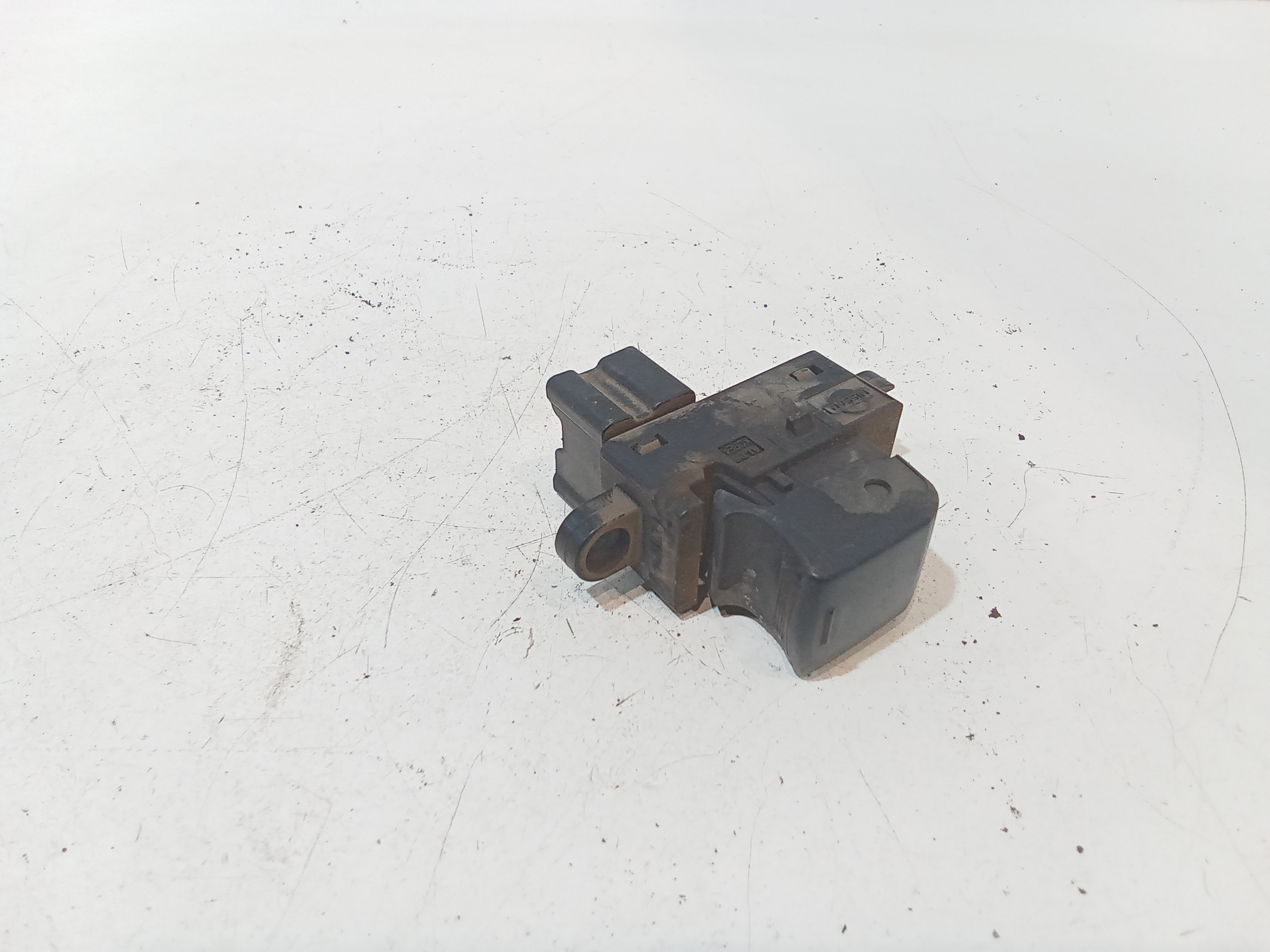 Pulsantiera Anteriore Destra Passeggero per Nissan Note 1 Serie (2006 - 2008)