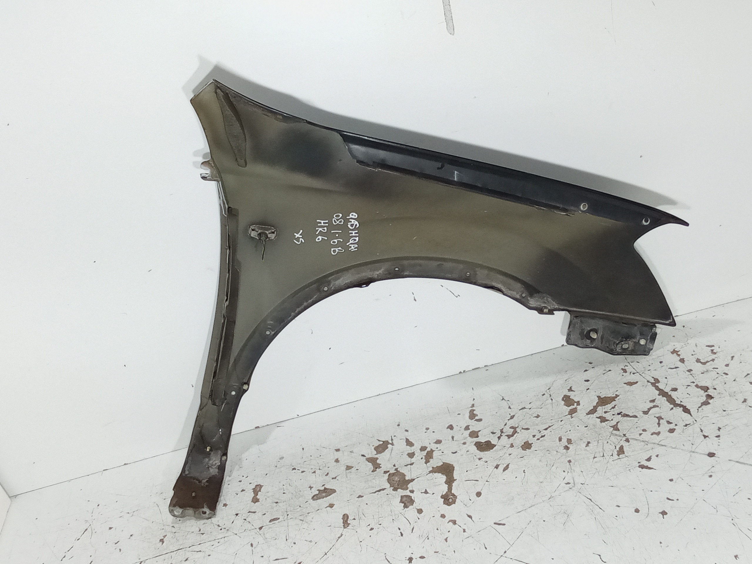 Parafango Anteriore Sinistro per Nissan Qashqai 1 Serie (2006 - 2009)