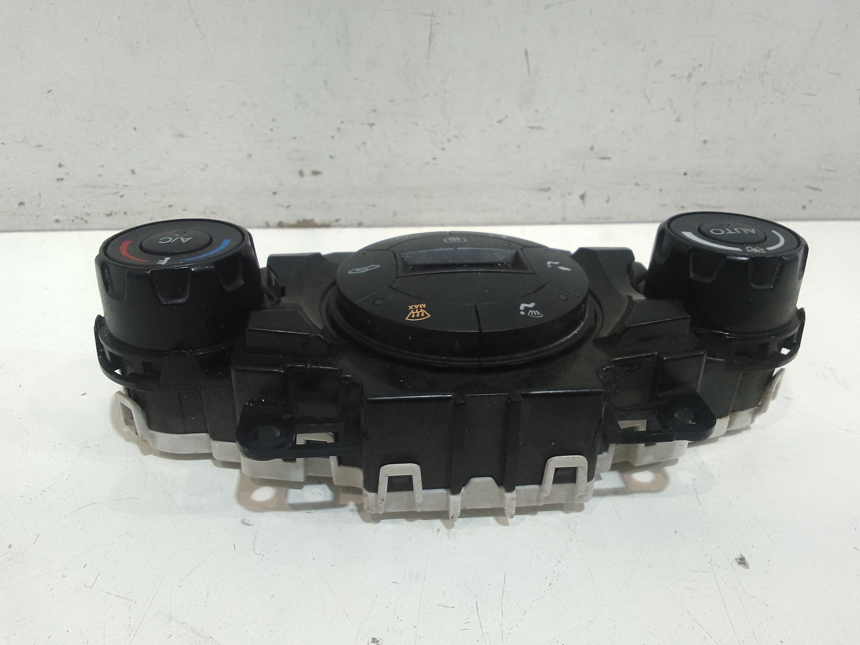 Comandi Clima per Ford Fiesta 6 Serie (2008 - 2017)