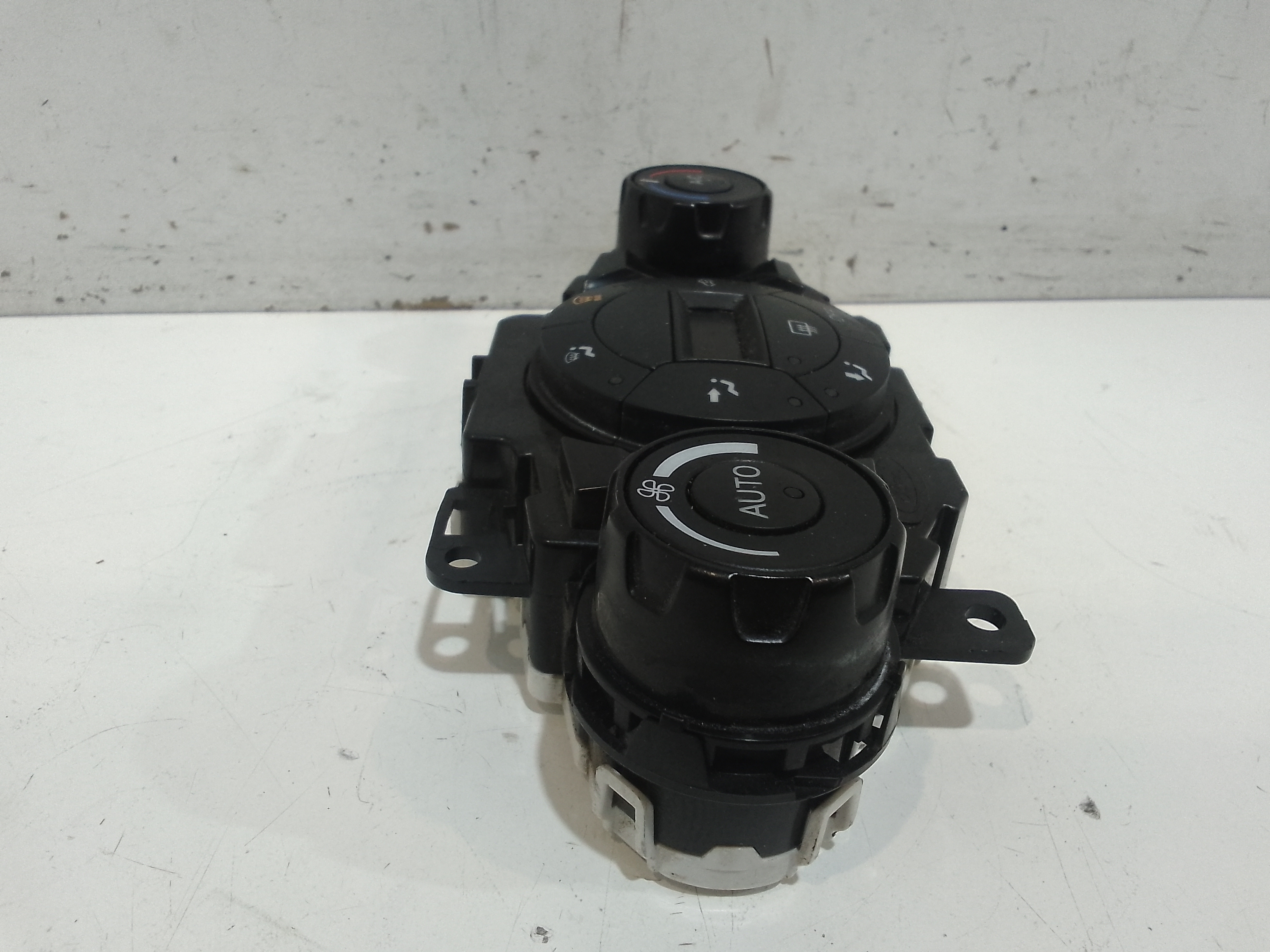 Comandi Clima per Ford Fiesta 6 Serie (2008 - 2017)