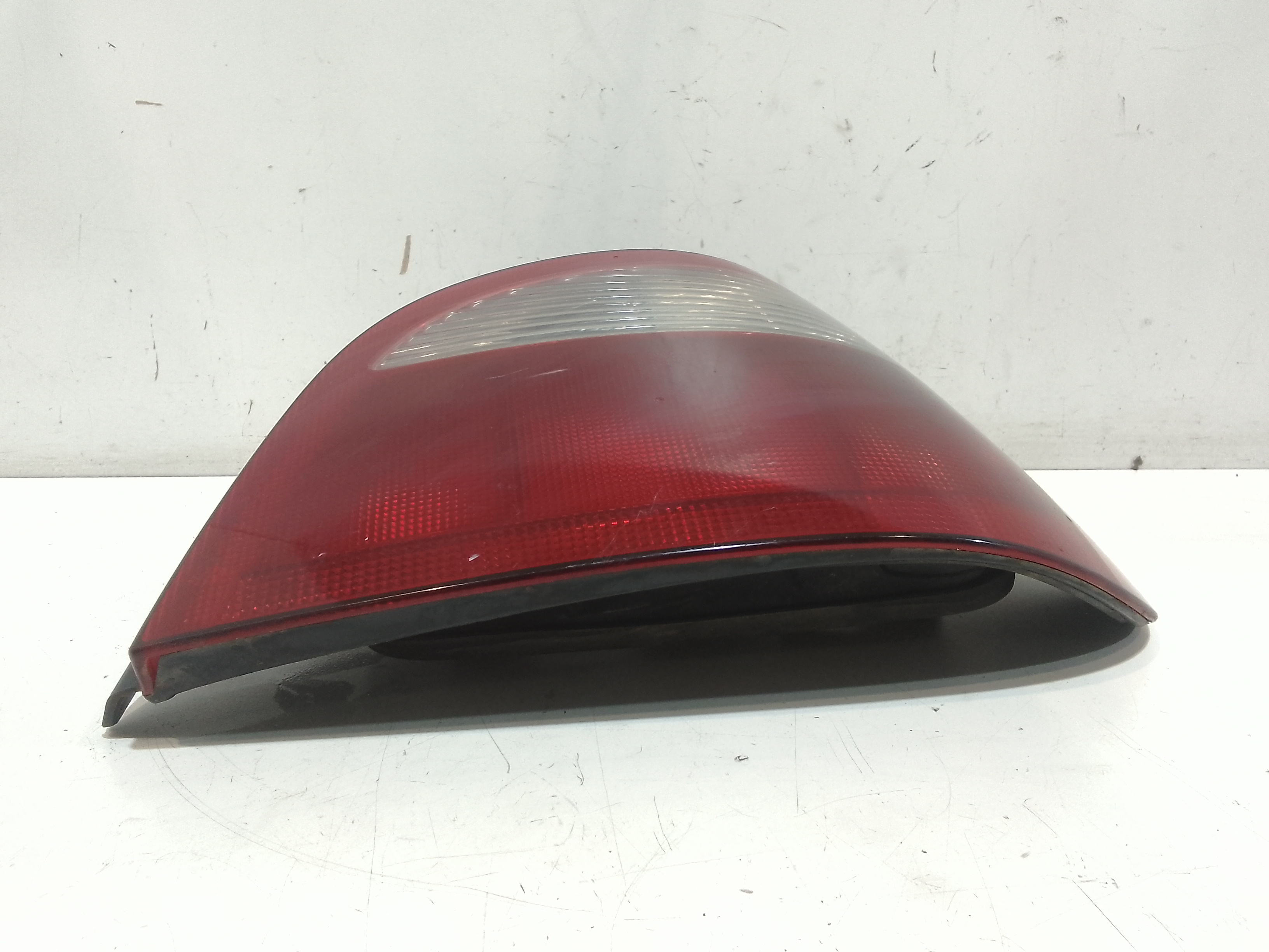 Stop fanale posteriore Destro Passeggero per Renault Megane L Serie (96>99) (1996 - 1999)