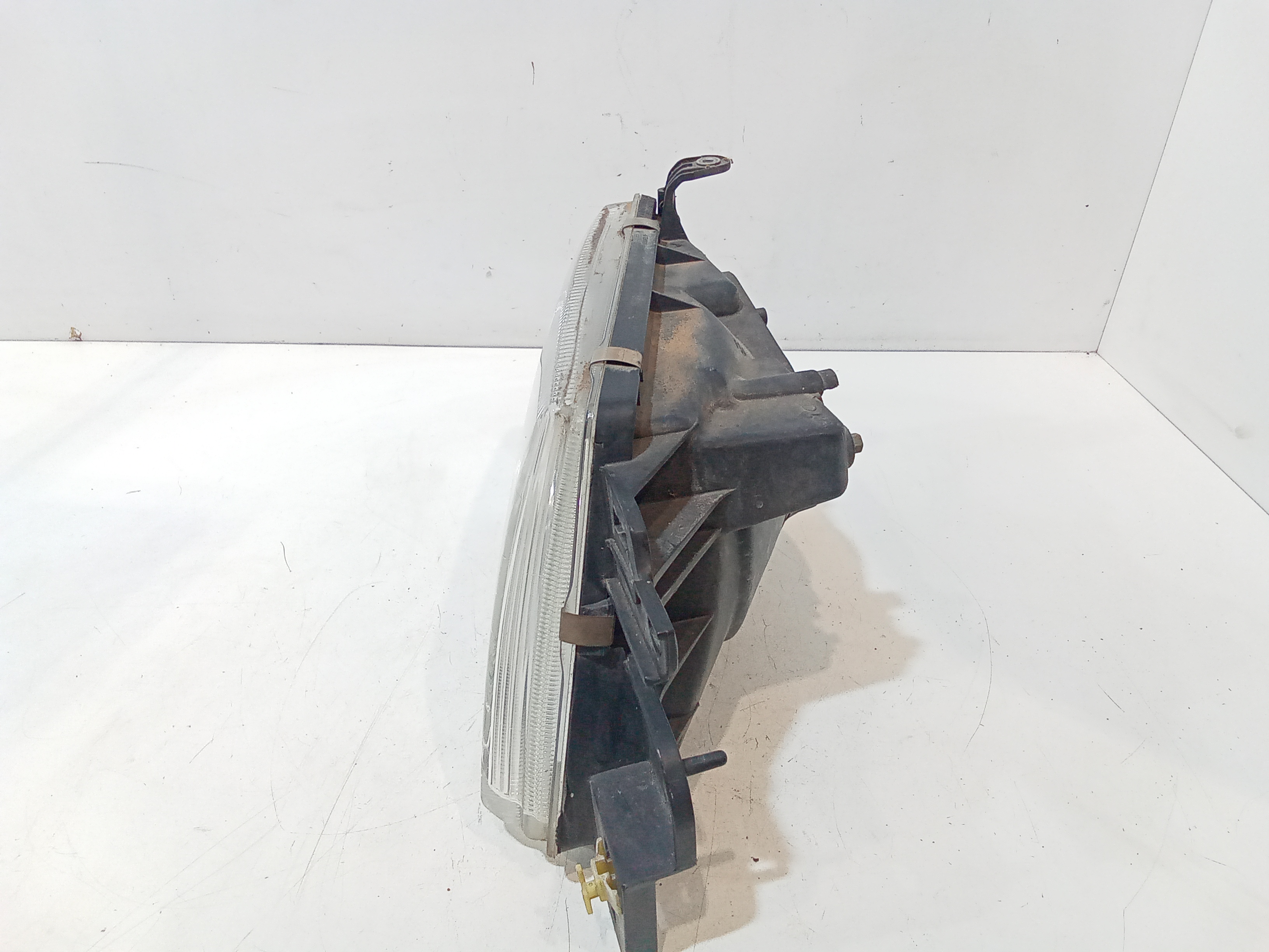 Faro anteriore Destro Passeggero per Subaru Forester 1 Serie (1997 - 2002)