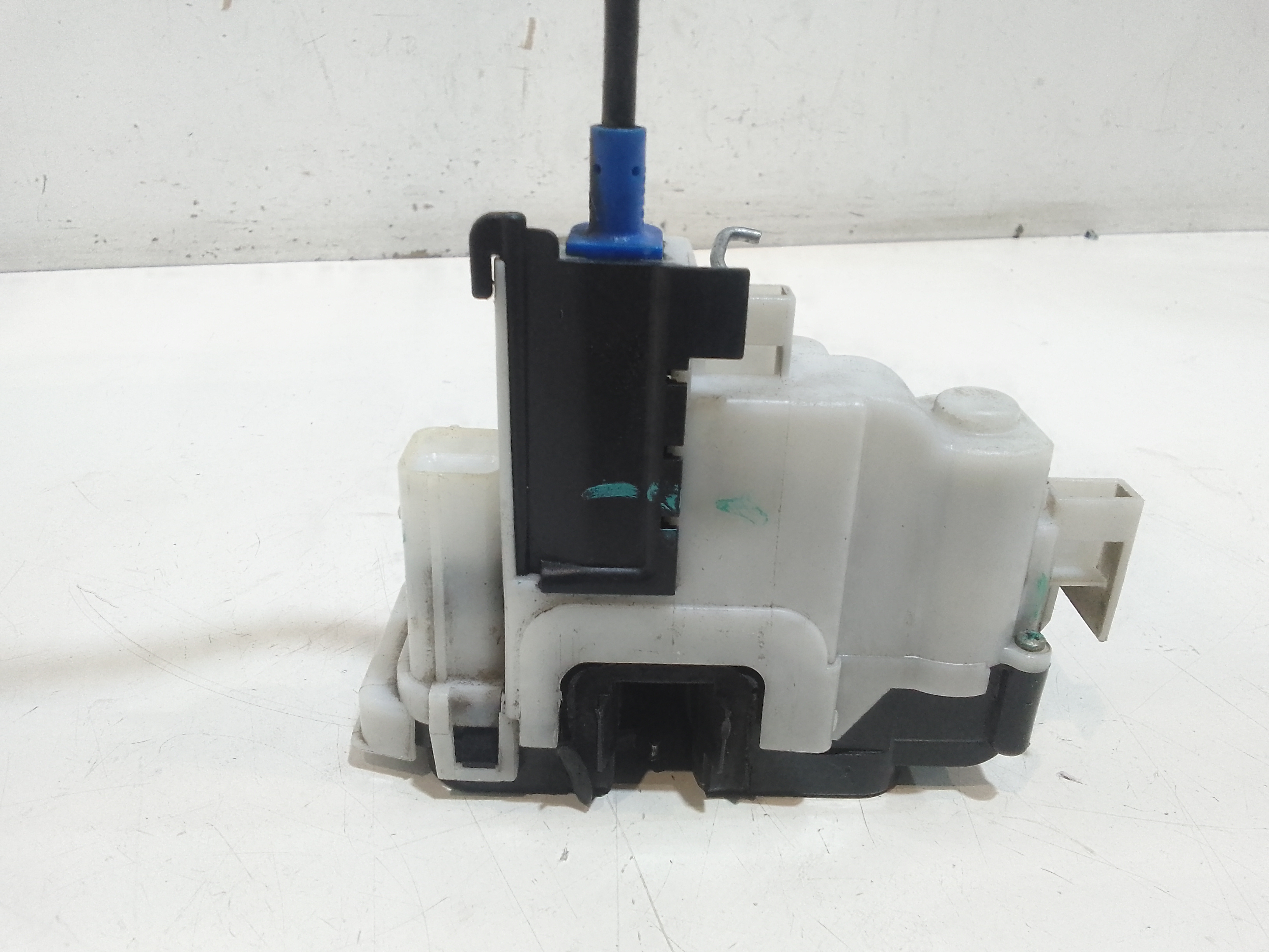 Serratura Anteriore Sinistra per Fiat Qubo 1 Serie (2008 - In produzione)