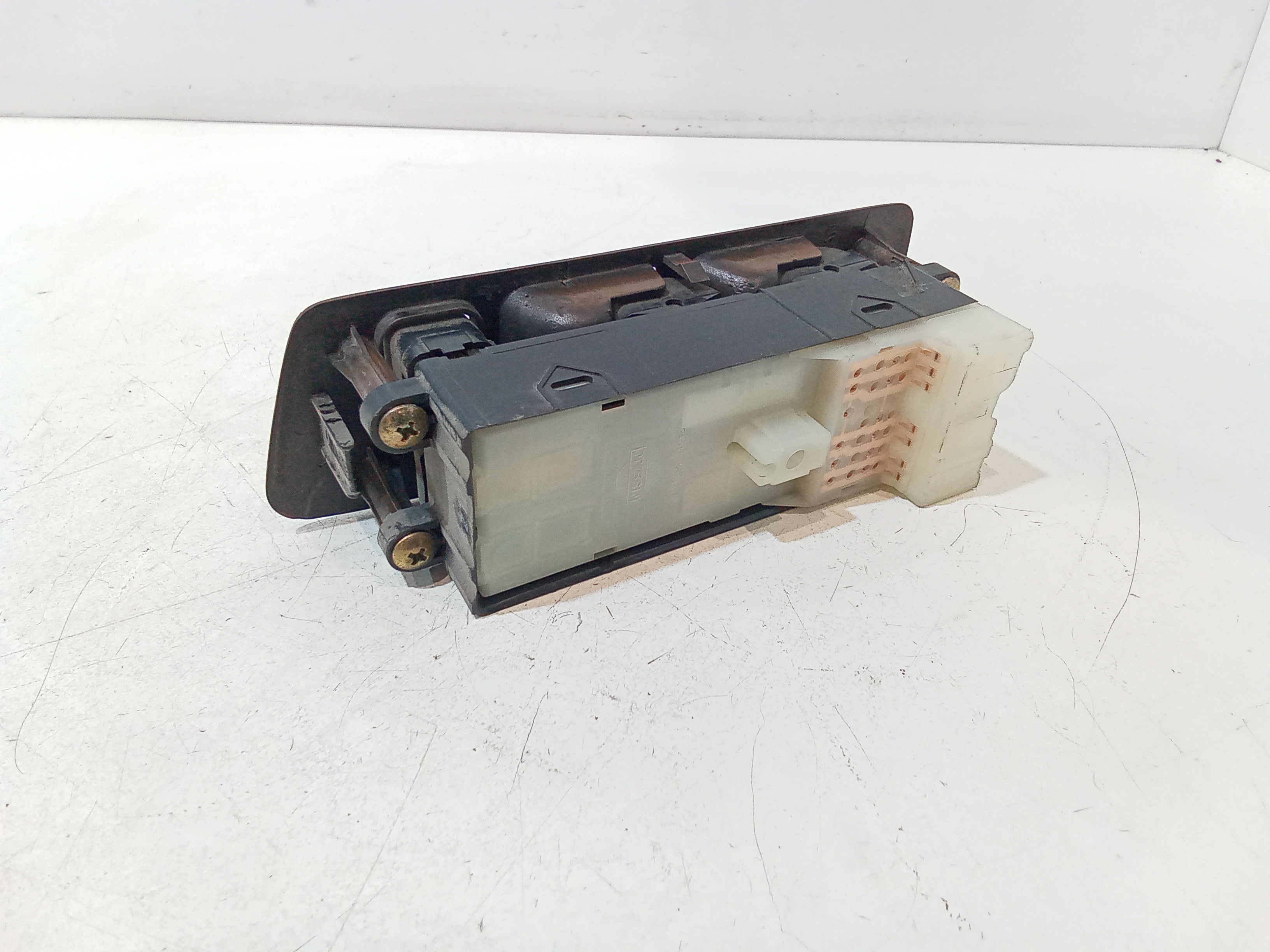 Pulsantiera anteriore sinistra Guida per Subaru Forester 1 Serie (1997 - 2002)