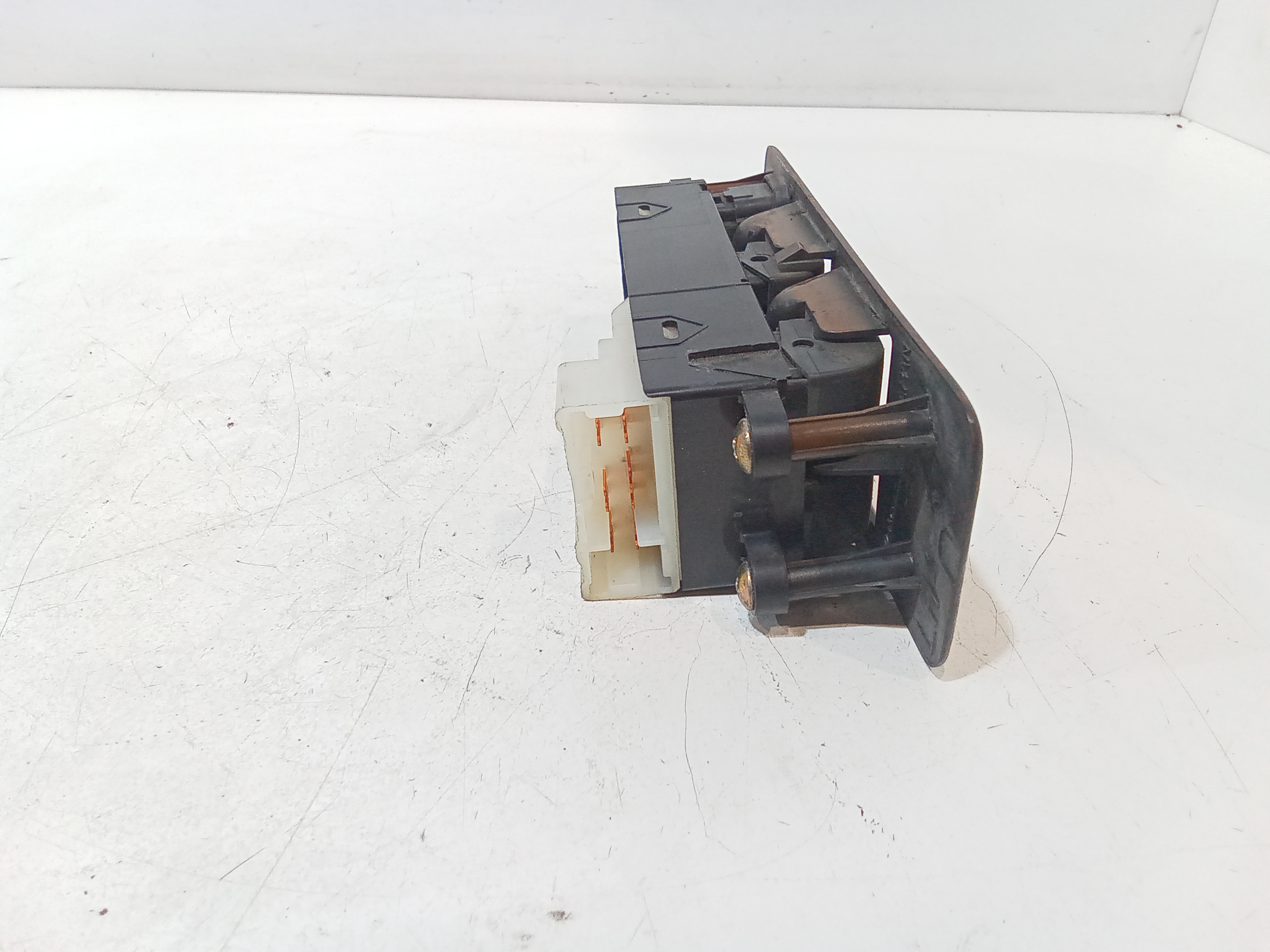 Pulsantiera anteriore sinistra Guida per Subaru Forester 1 Serie (1997 - 2002)