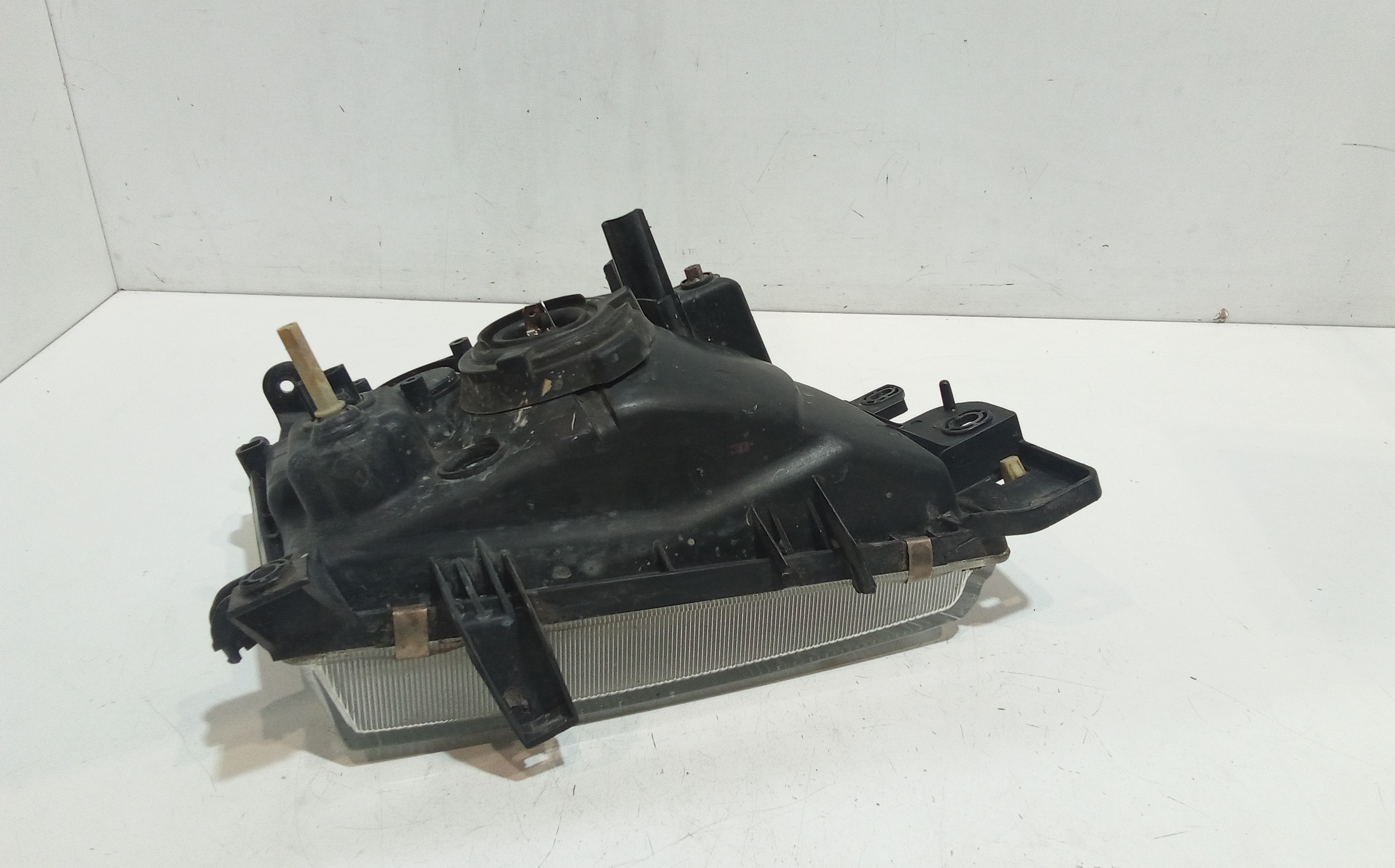 Faro anteriore Sinistro Guida per Subaru Forester 1 Serie (1997 - 2002)