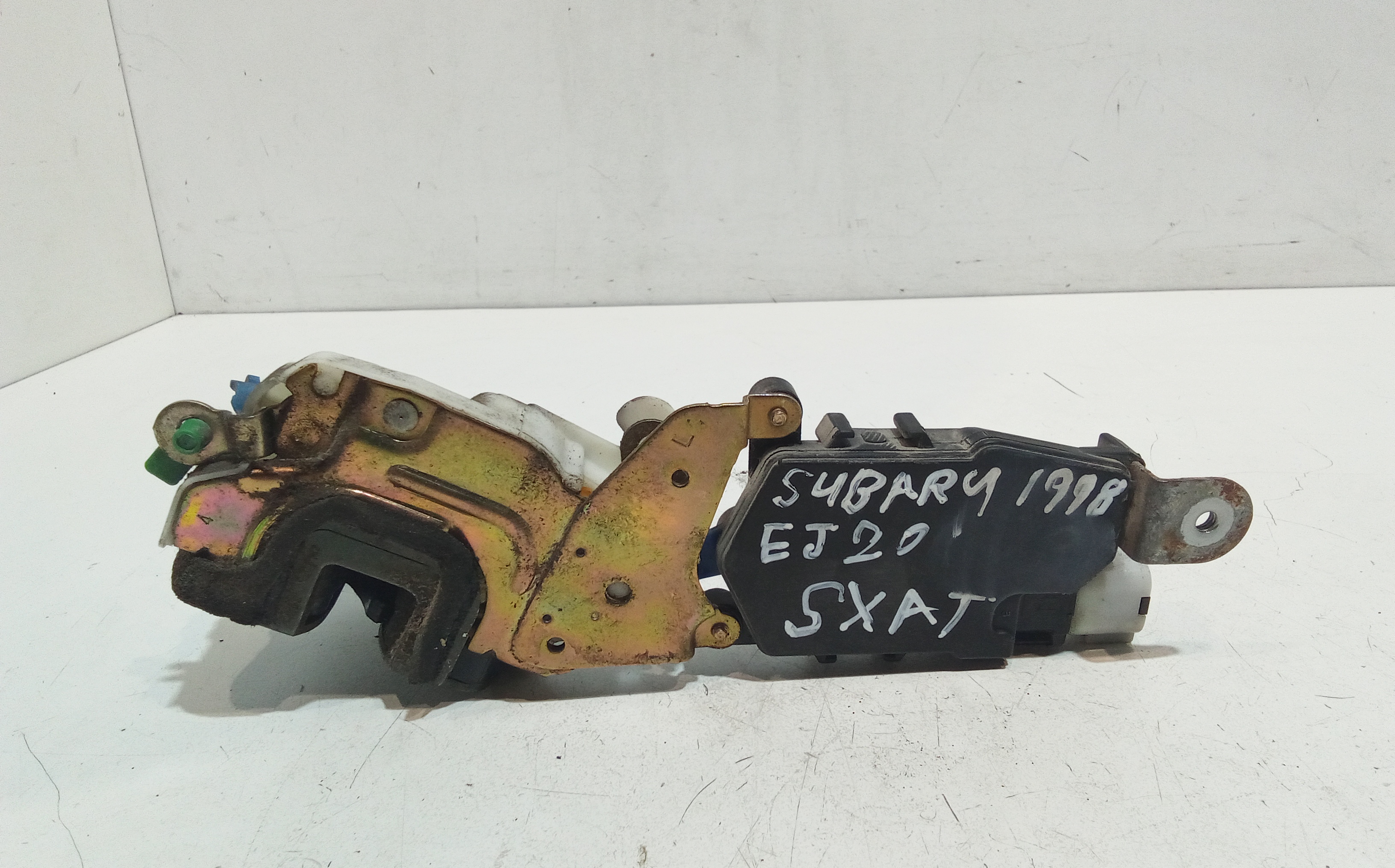 Serratura Anteriore Sinistra per Subaru Forester 1 Serie (1997 - 2002)