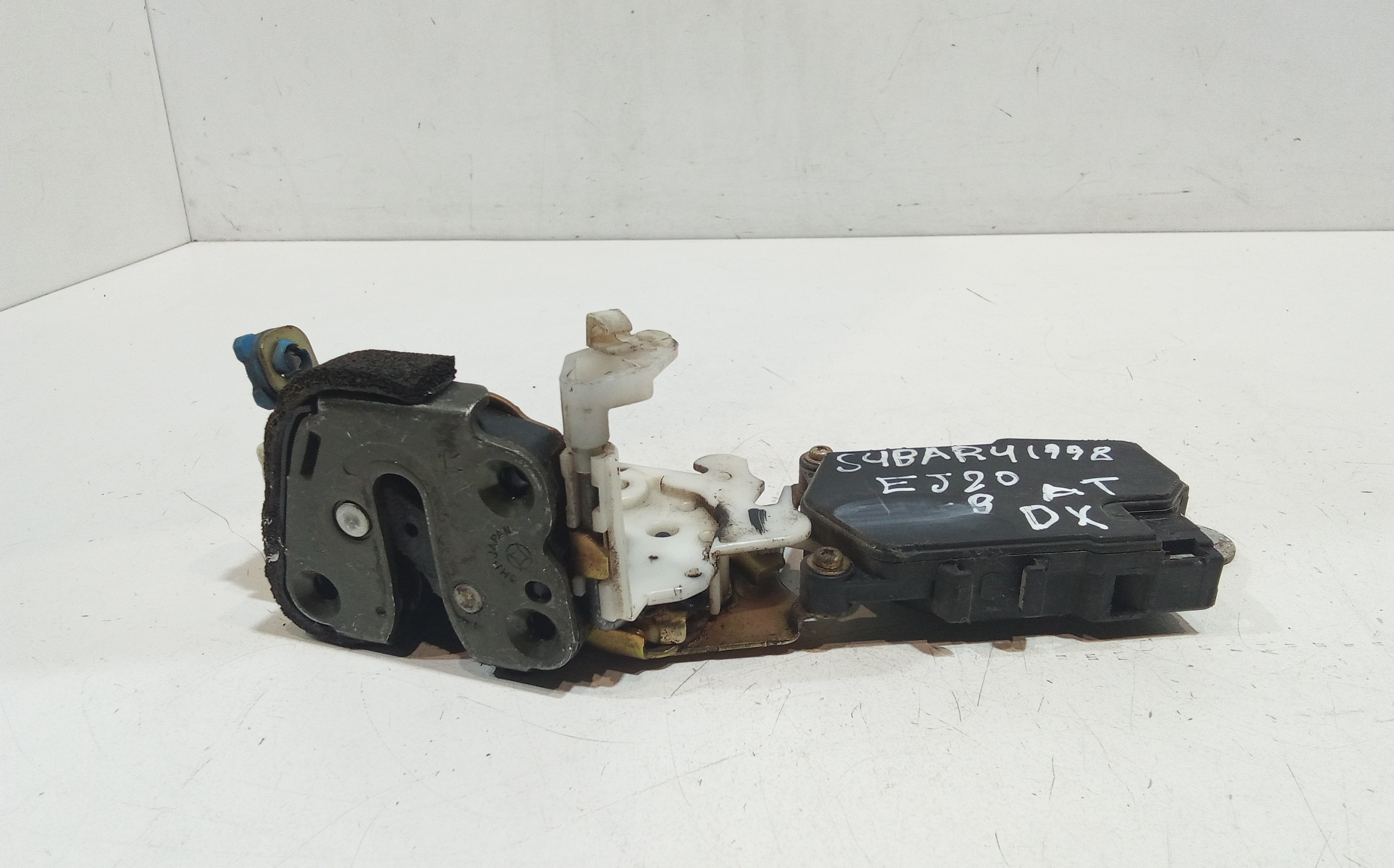 Serratura Anteriore Destra per Subaru Forester 1 Serie (1997 - 2002)