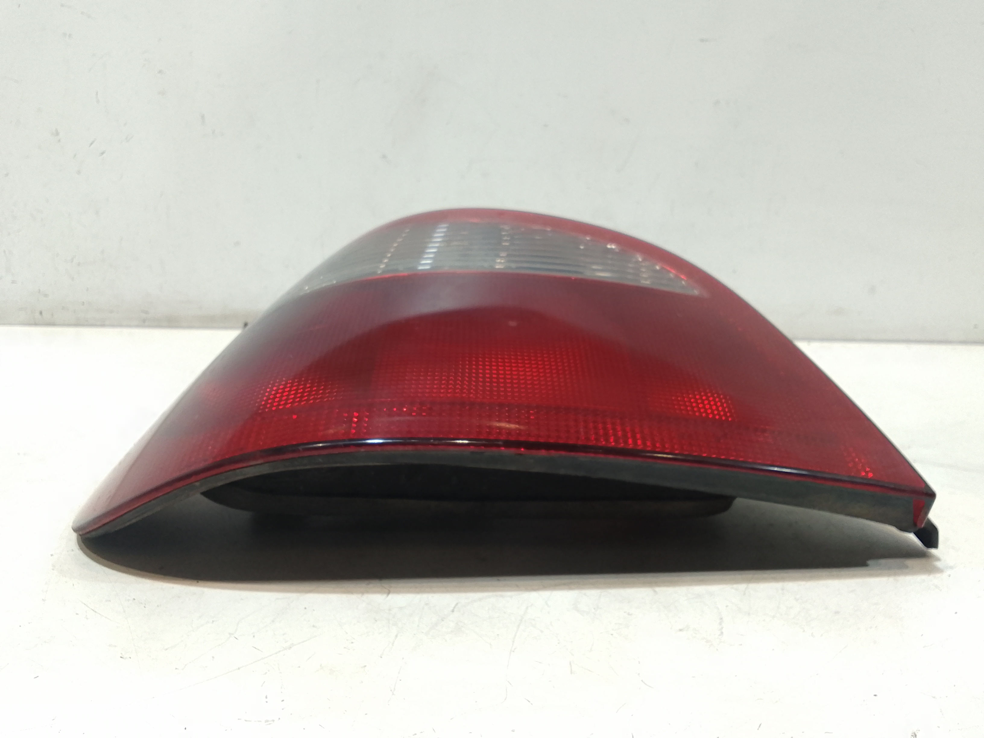 Stop fanale Posteriore sinistro lato Guida per Renault Megane L Serie (99>02) (1999 - 2002)