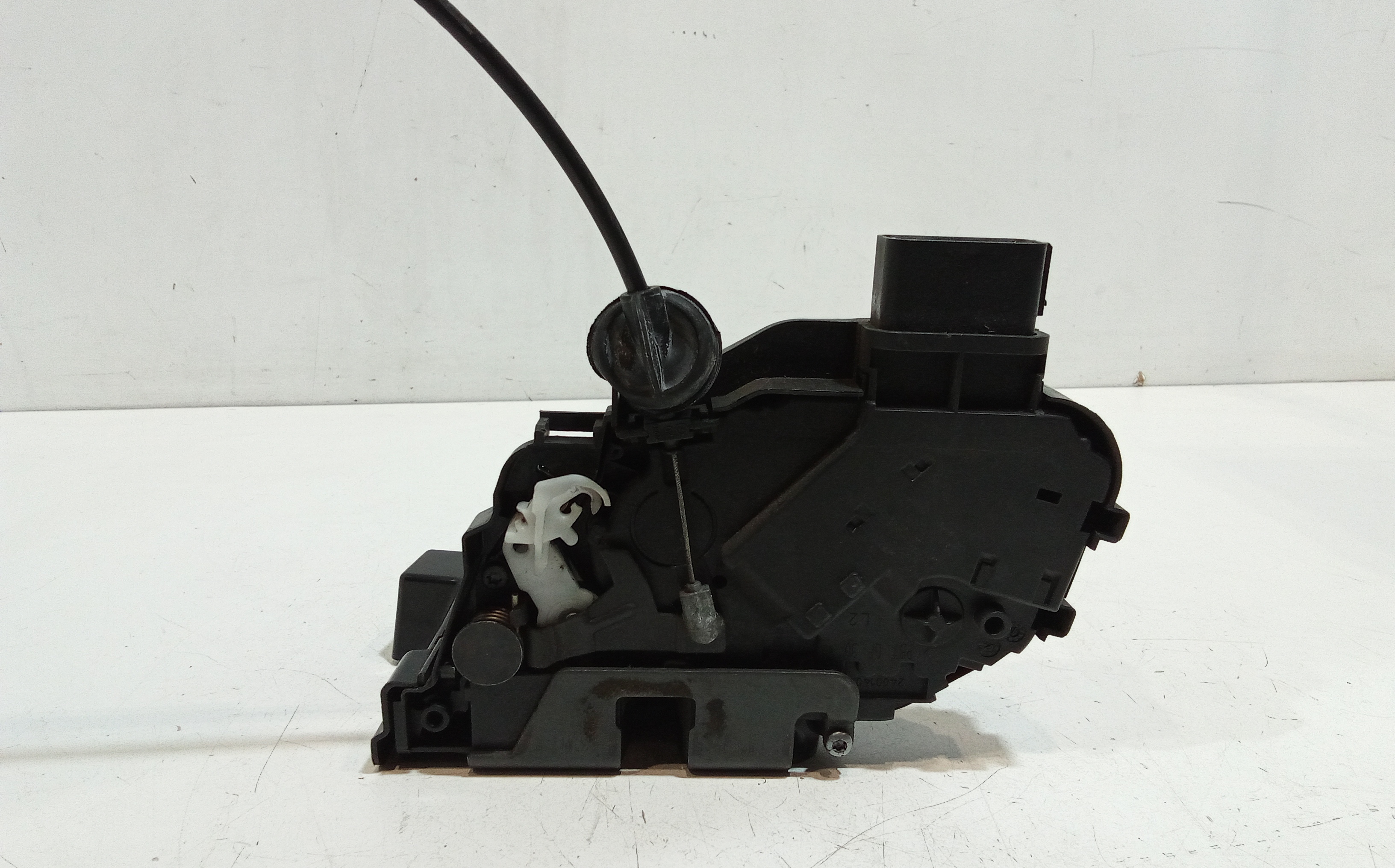 Serratura Anteriore Sinistra per Volvo V 70 (2008 - 2015)