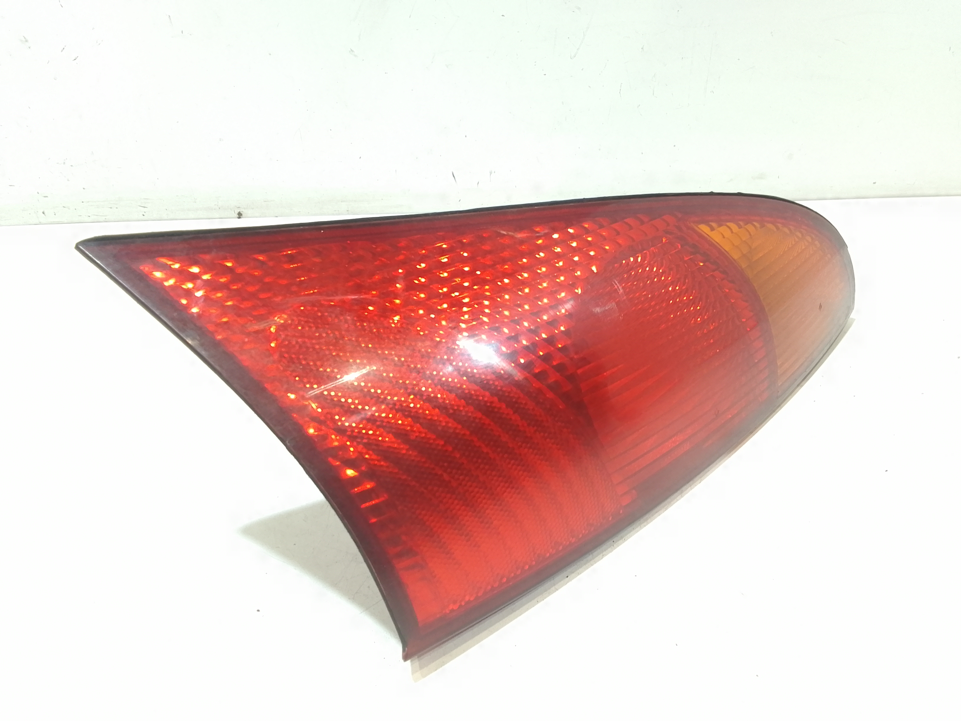 Stop fanale posteriore Destro Passeggero per Ford Focus Berlina 2 Serie (2001 - 2004)