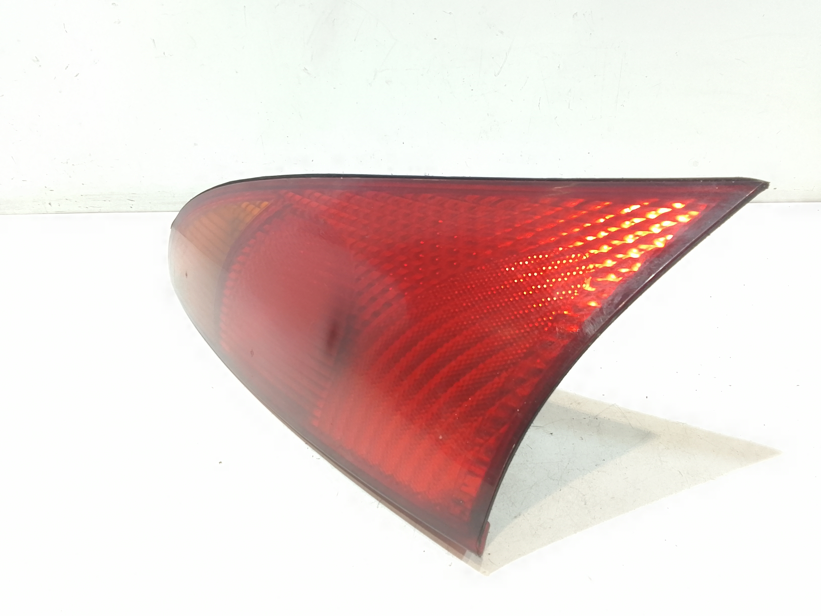 Stop fanale Posteriore sinistro lato Guida per Ford Focus Berlina 2 Serie (2001 - 2004)