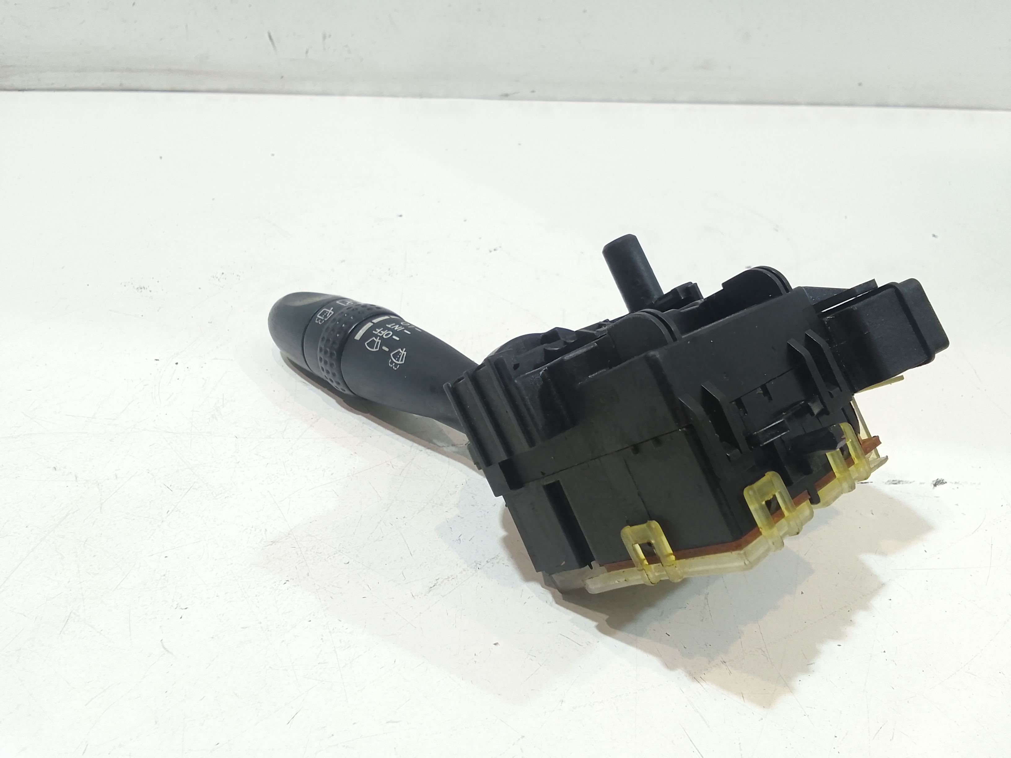 Devioluci destro per Hyundai Getz 1 Serie (2002 - 2005)