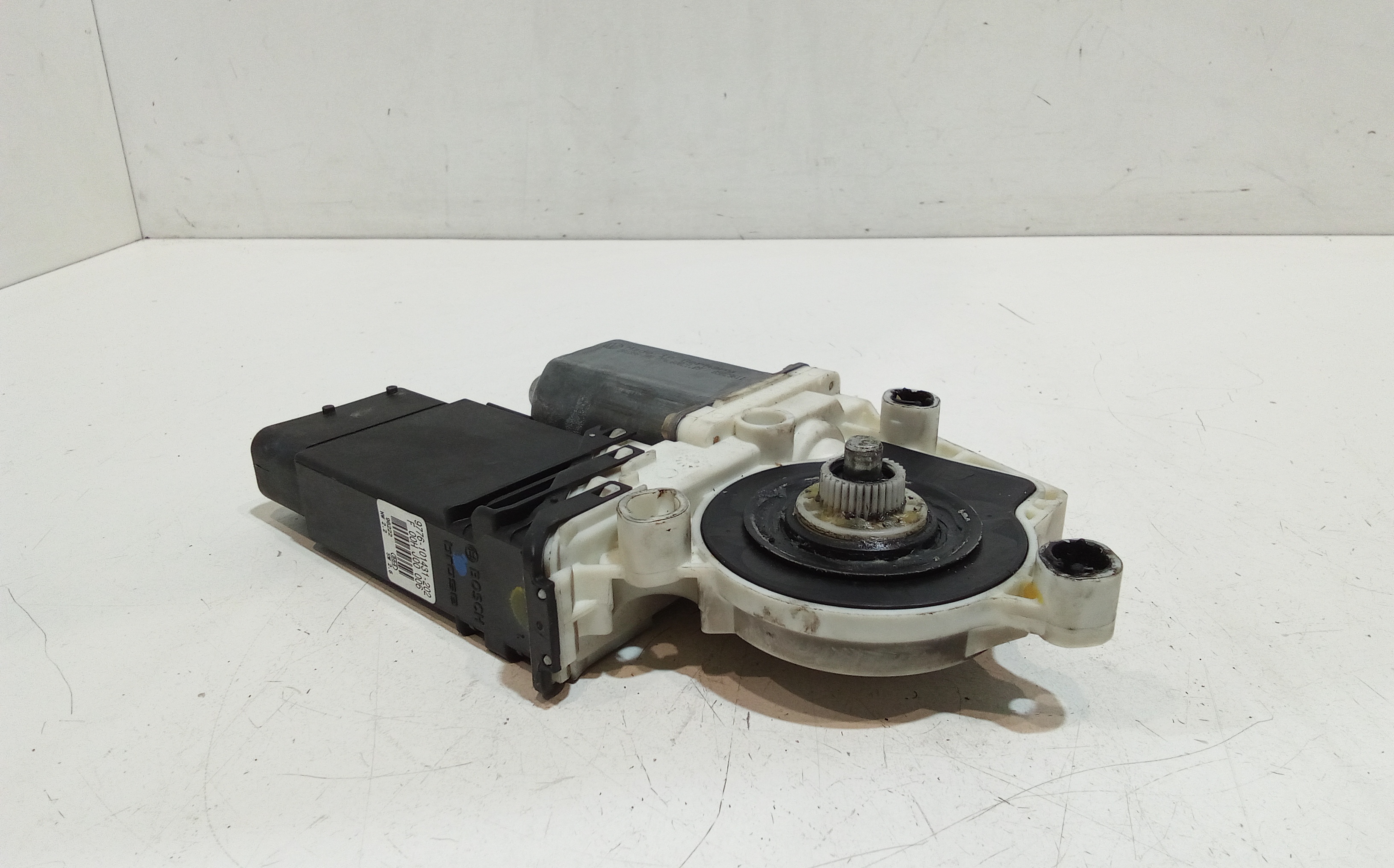 Motorino Alzavetro anteriore destra per Volkswagen Bora Berlina (1998 - 2005)