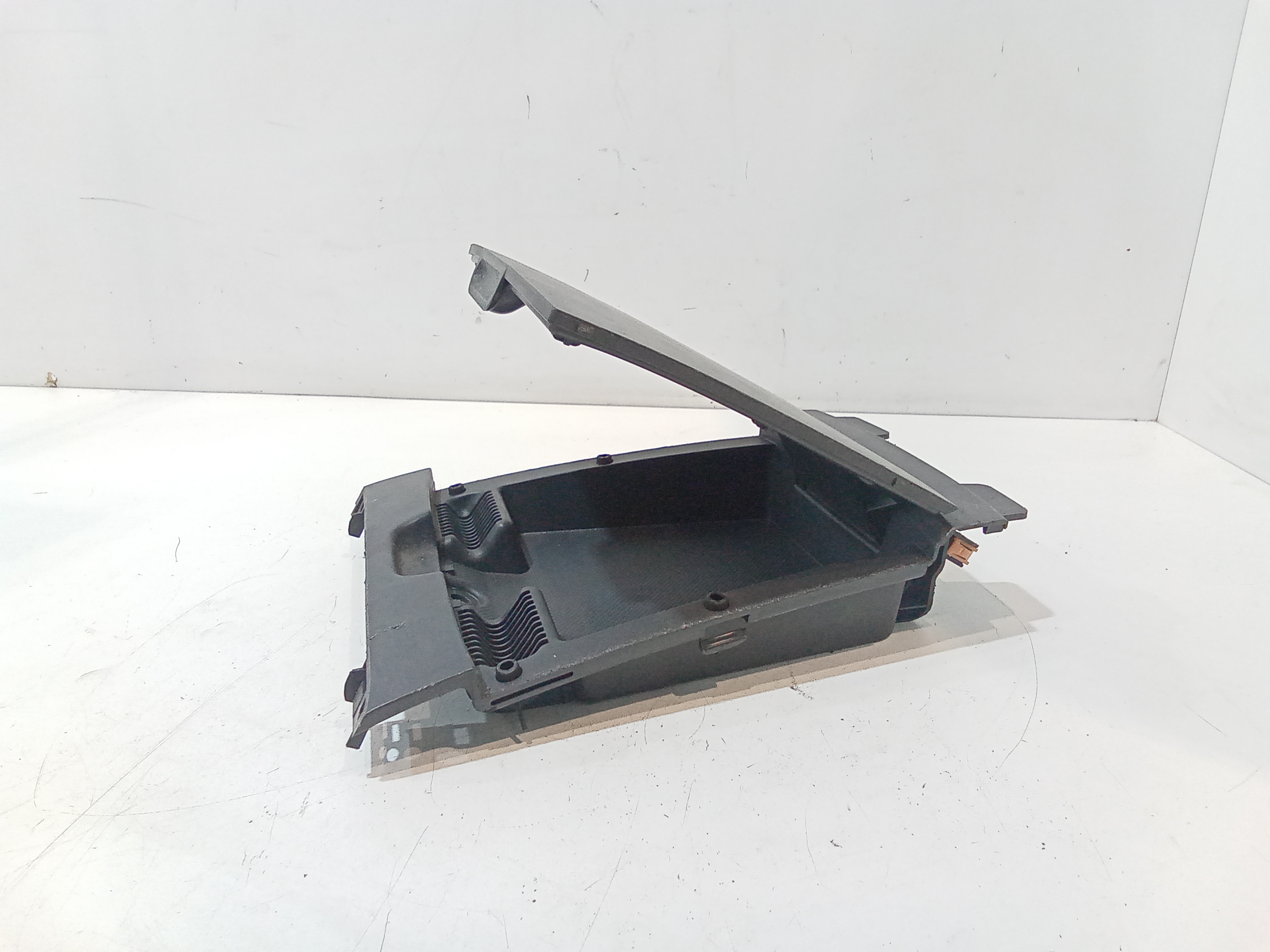 Vano portaoggetti per Opel Agila B (2008 - In produzione)