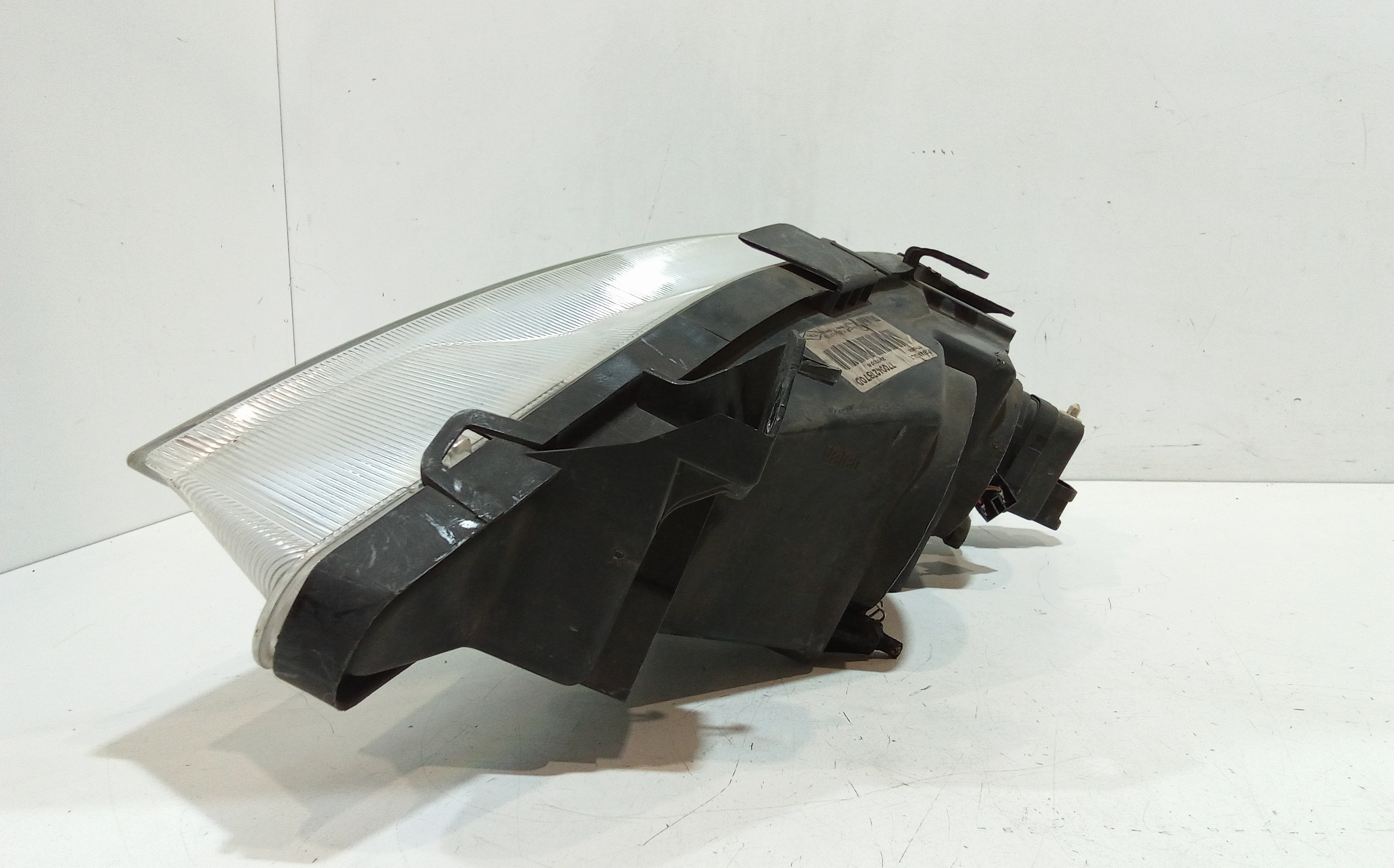 Faro anteriore Destro Passeggero per Renault Megane L Serie (99>02) (1999 - 2002)