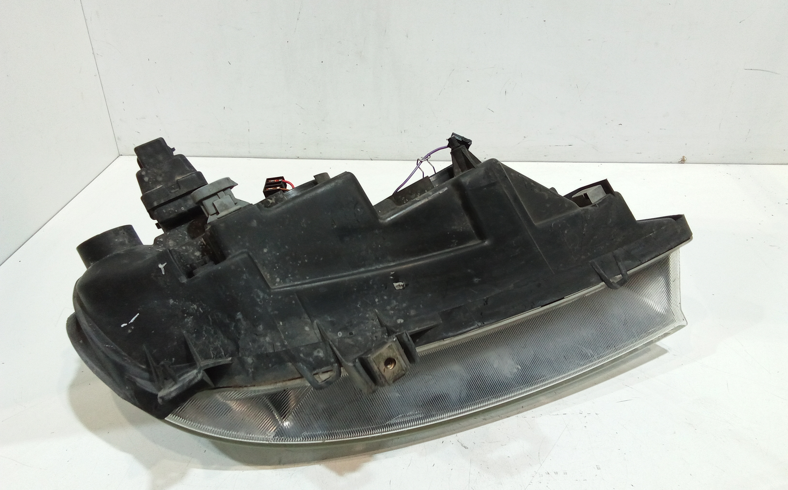 Faro anteriore Sinistro Guida per Renault Megane L Serie (99>02) (1999 - 2002)