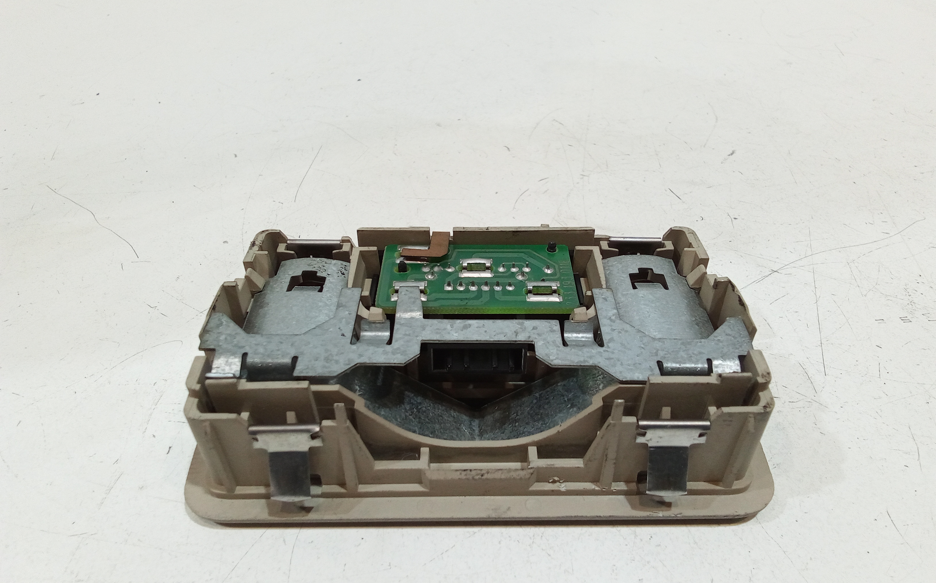 Plafoniera per Audi A2 Serie (8z0) (00>05) (2000 - 2005)