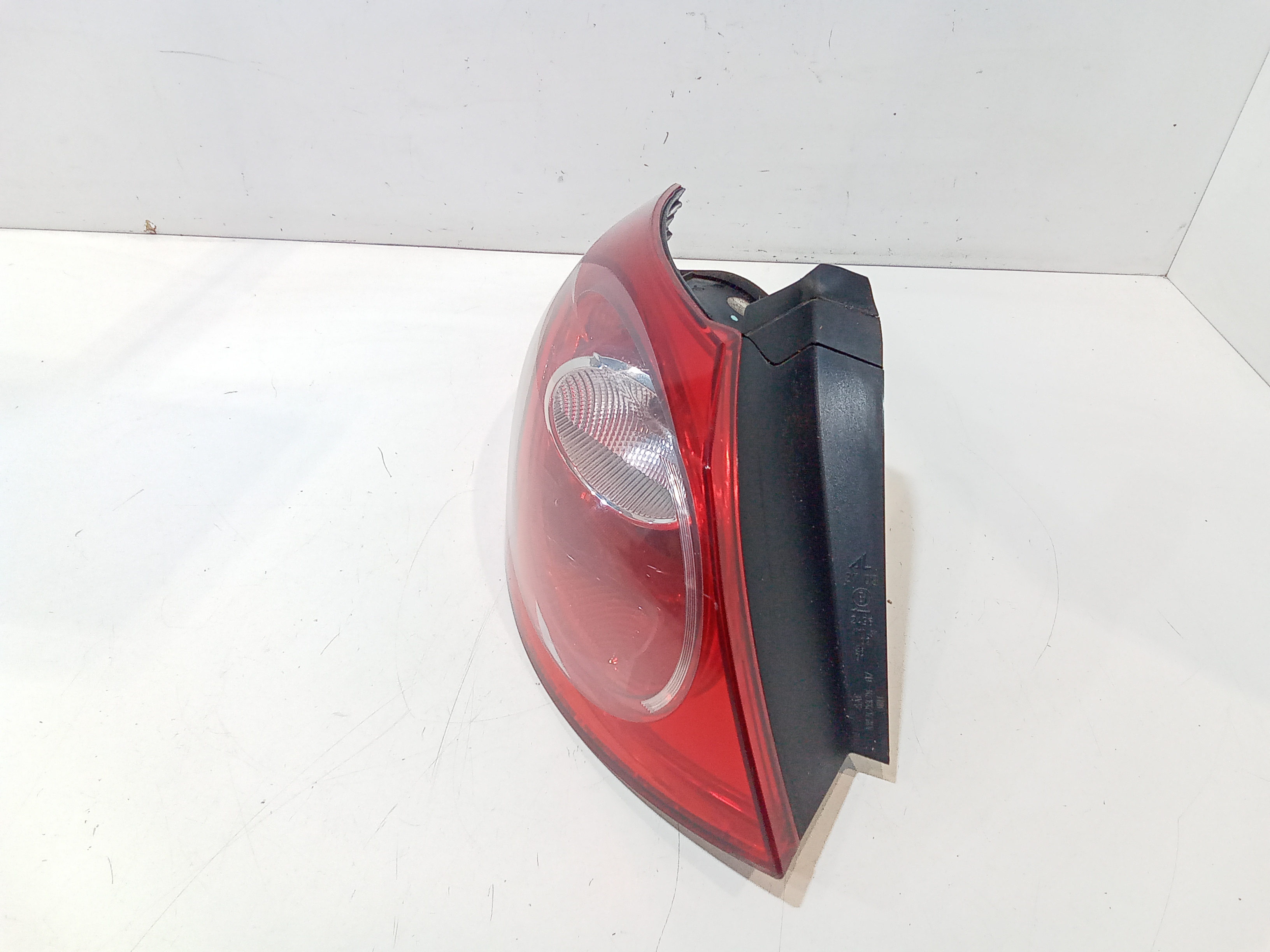 Stop fanale Posteriore sinistro lato Guida per Volkswagen Passat CC (2008 - 2012)