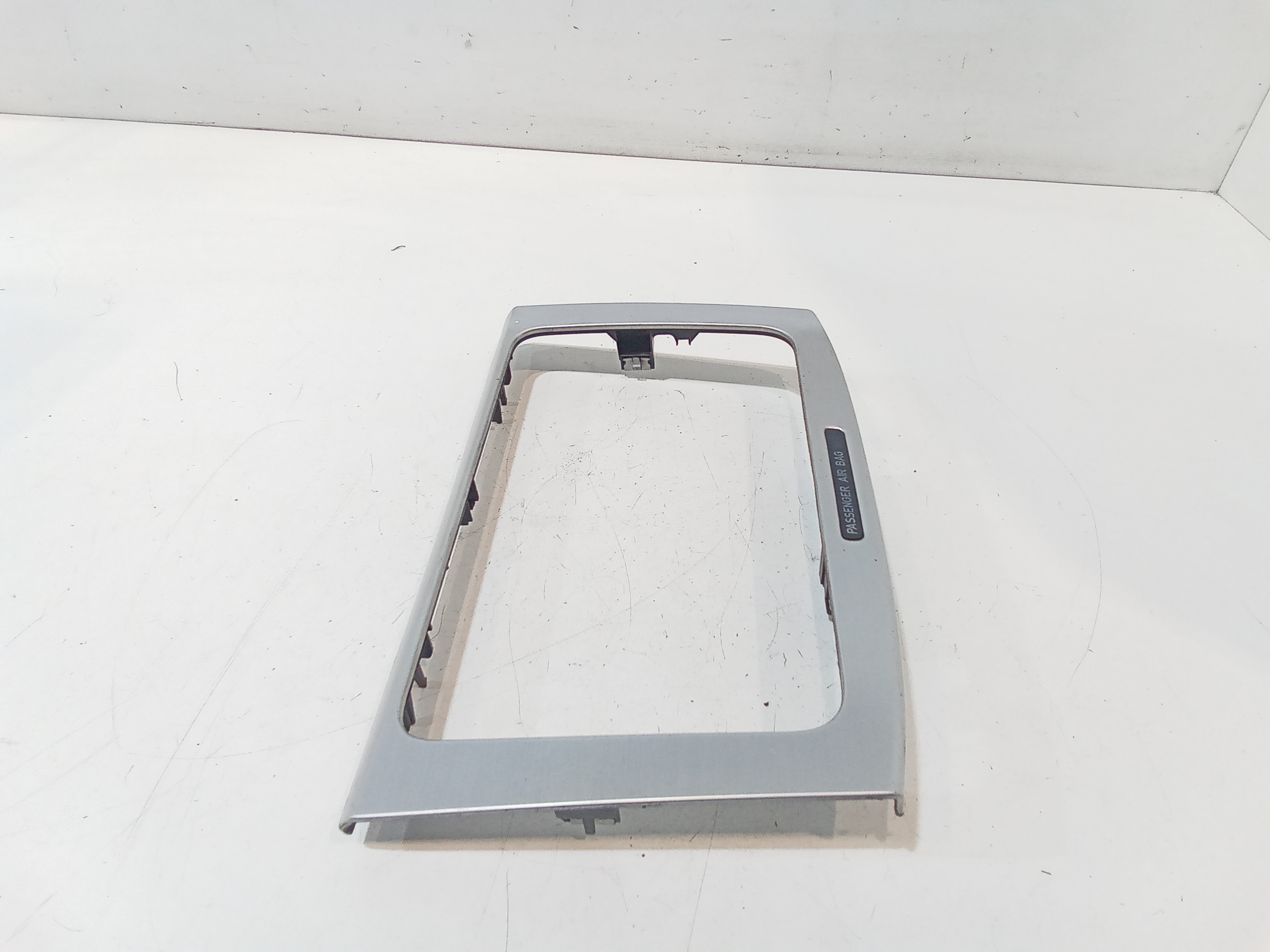 Cornice autoradio per Volkswagen Passat CC (2008 - 2012)