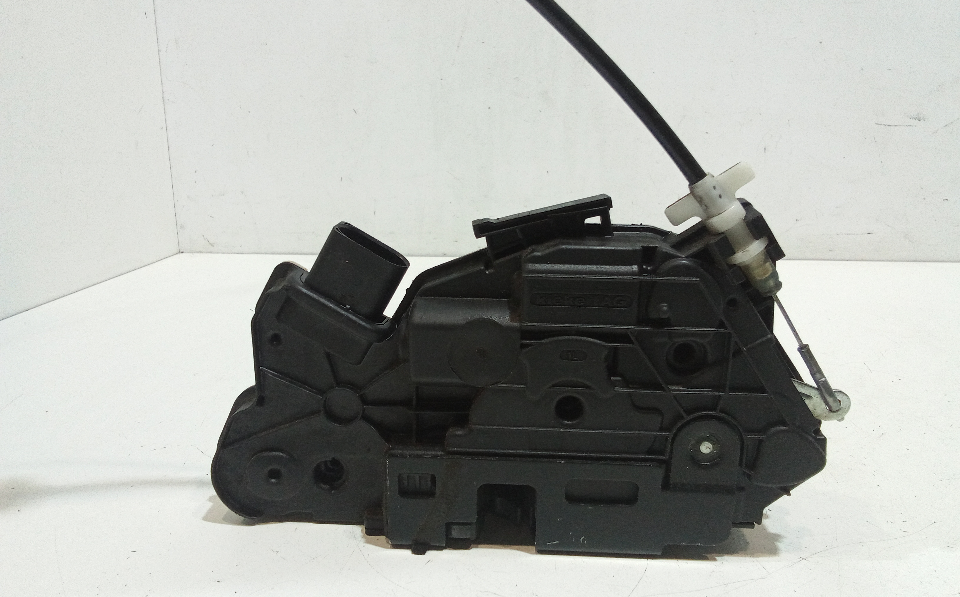 Serratura Anteriore Sinistra per Volkswagen Passat CC (2008 - 2012)