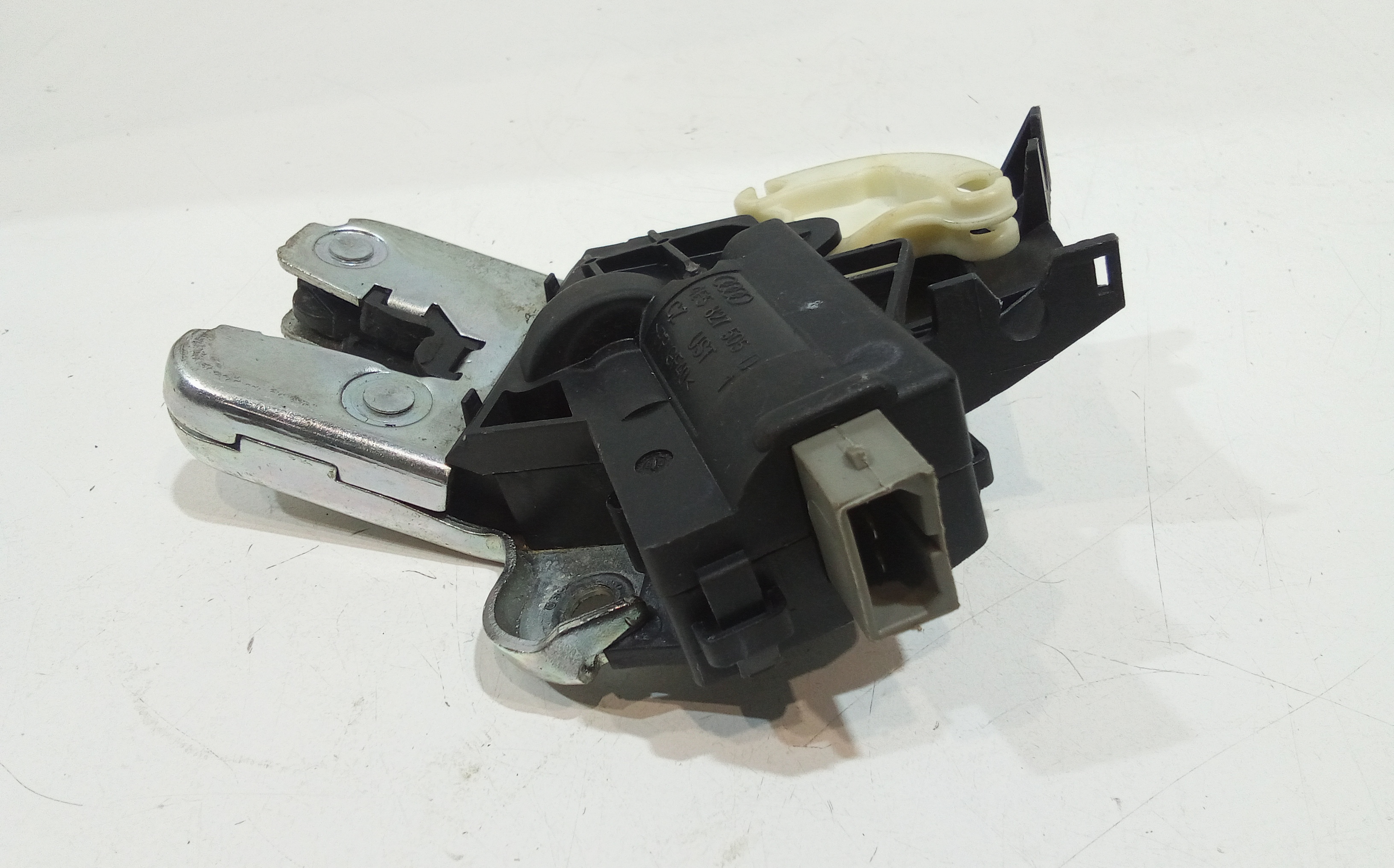 Serratura Cofano Posteriore per Volkswagen Passat CC (2008 - 2012)