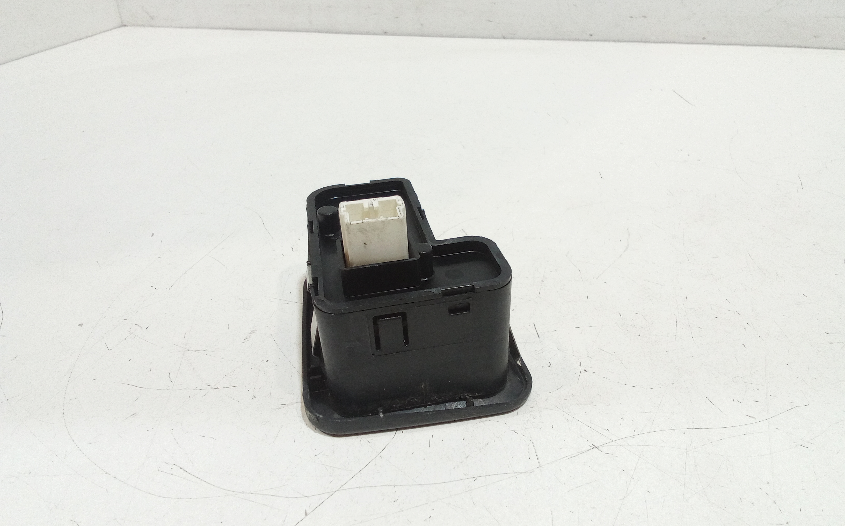 Pulsantiera Anteriore Destra Passeggero per Alfa Romeo Mito Serie (955_) (08>) (2008 - In produzione)