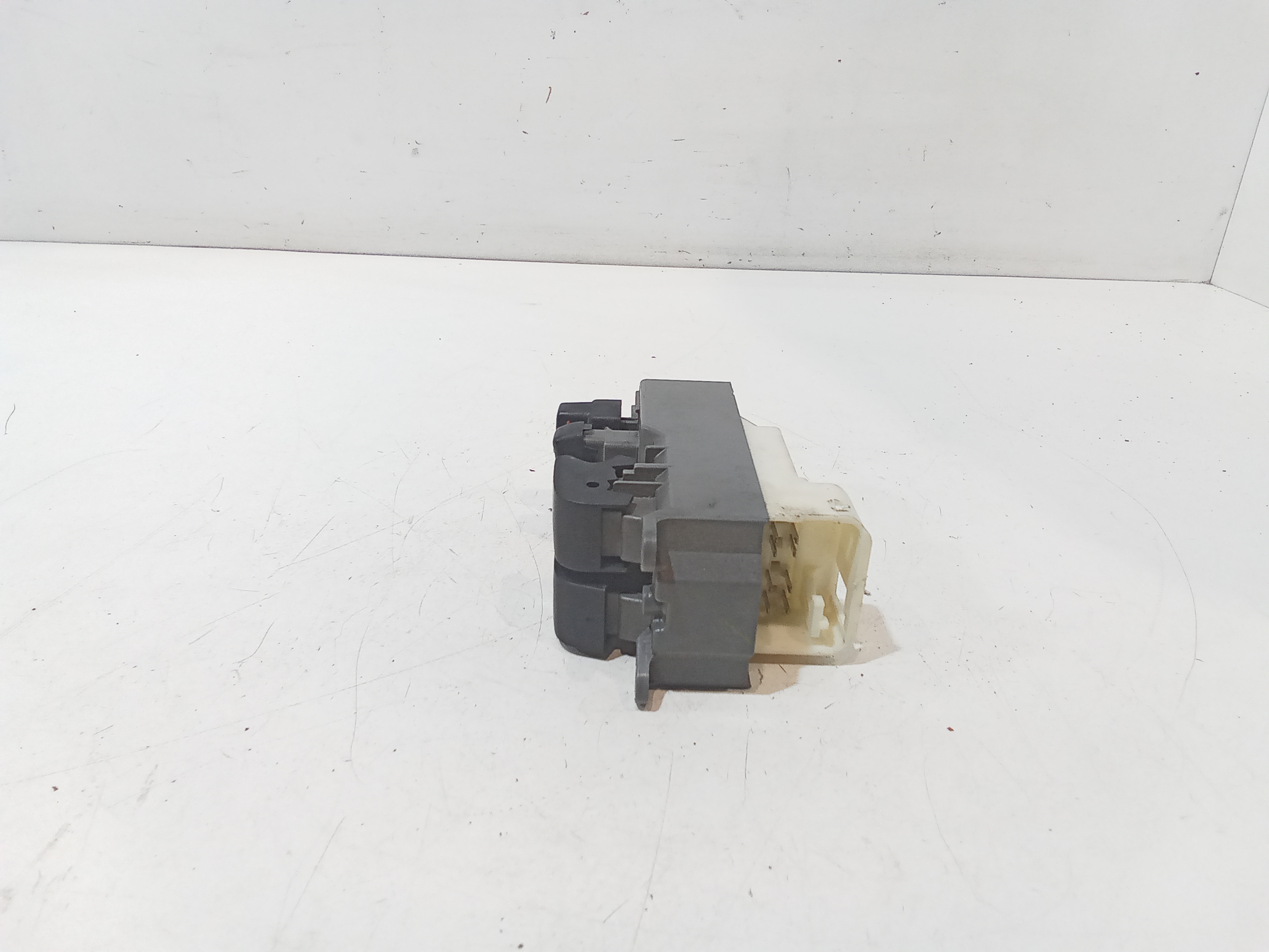 Pulsantiera anteriore sinistra Guida per Toyota Yaris Serie (05>08) (2005 - 2008)