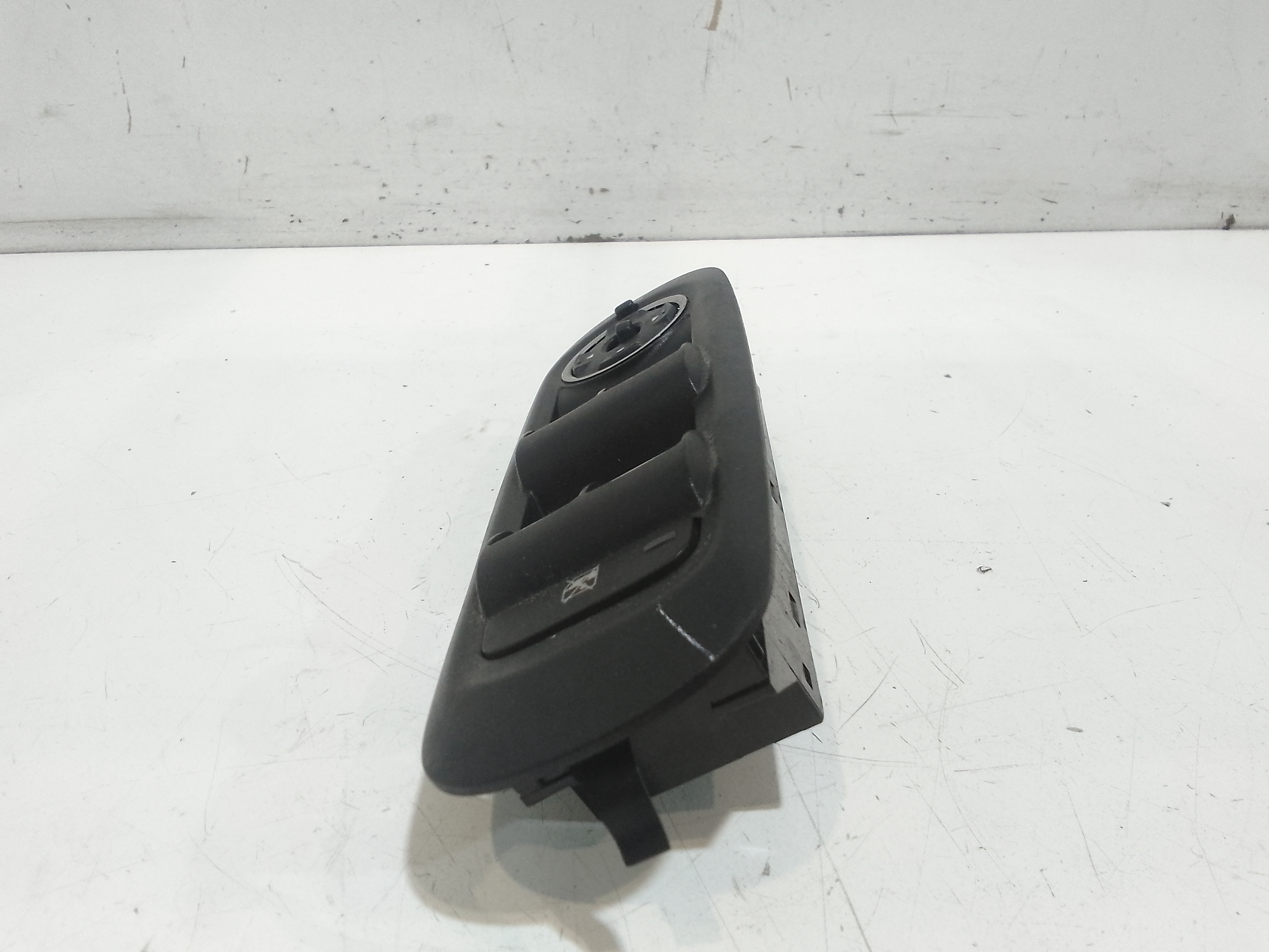 Pulsantiera anteriore sinistra Guida per Ford Mondeo Berlina 6 Serie (2007 - 2010)