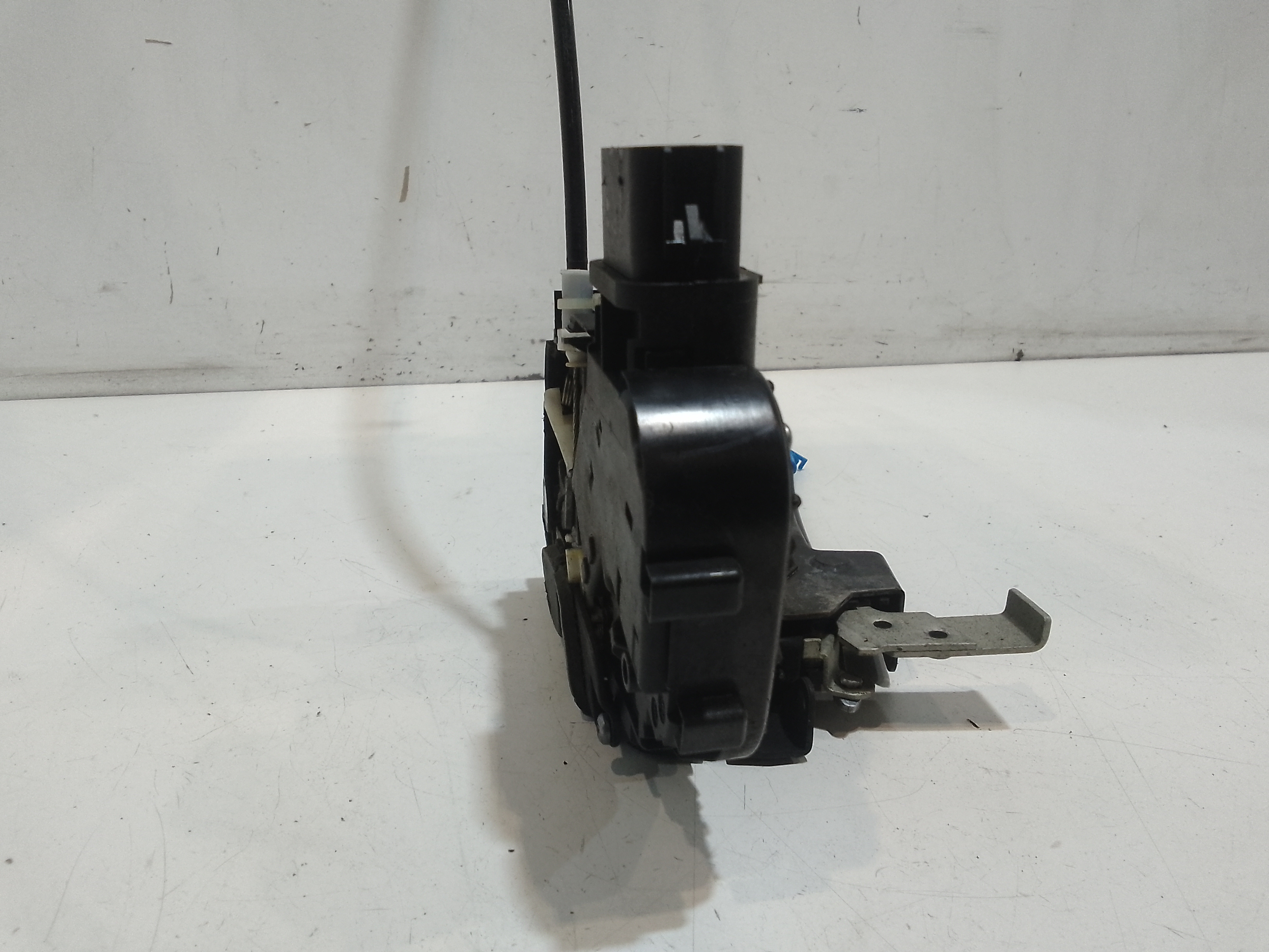 Serratura Anteriore Sinistra per Ford Mondeo Berlina 6 Serie (2007 - 2010)