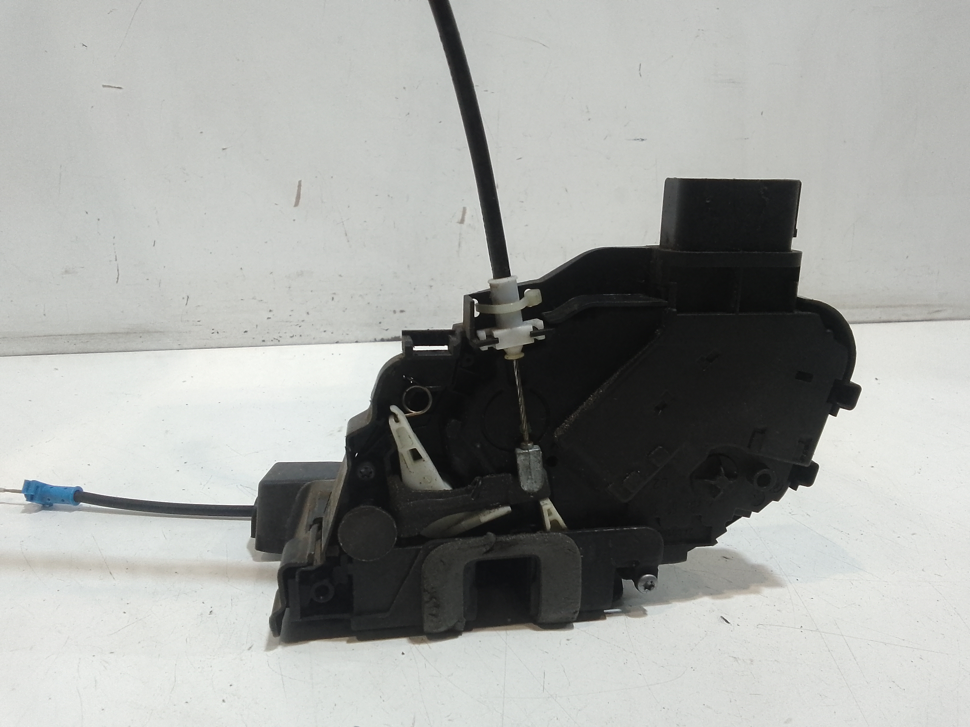 Serratura Anteriore Sinistra per Ford Mondeo Berlina 6 Serie (2007 - 2010)