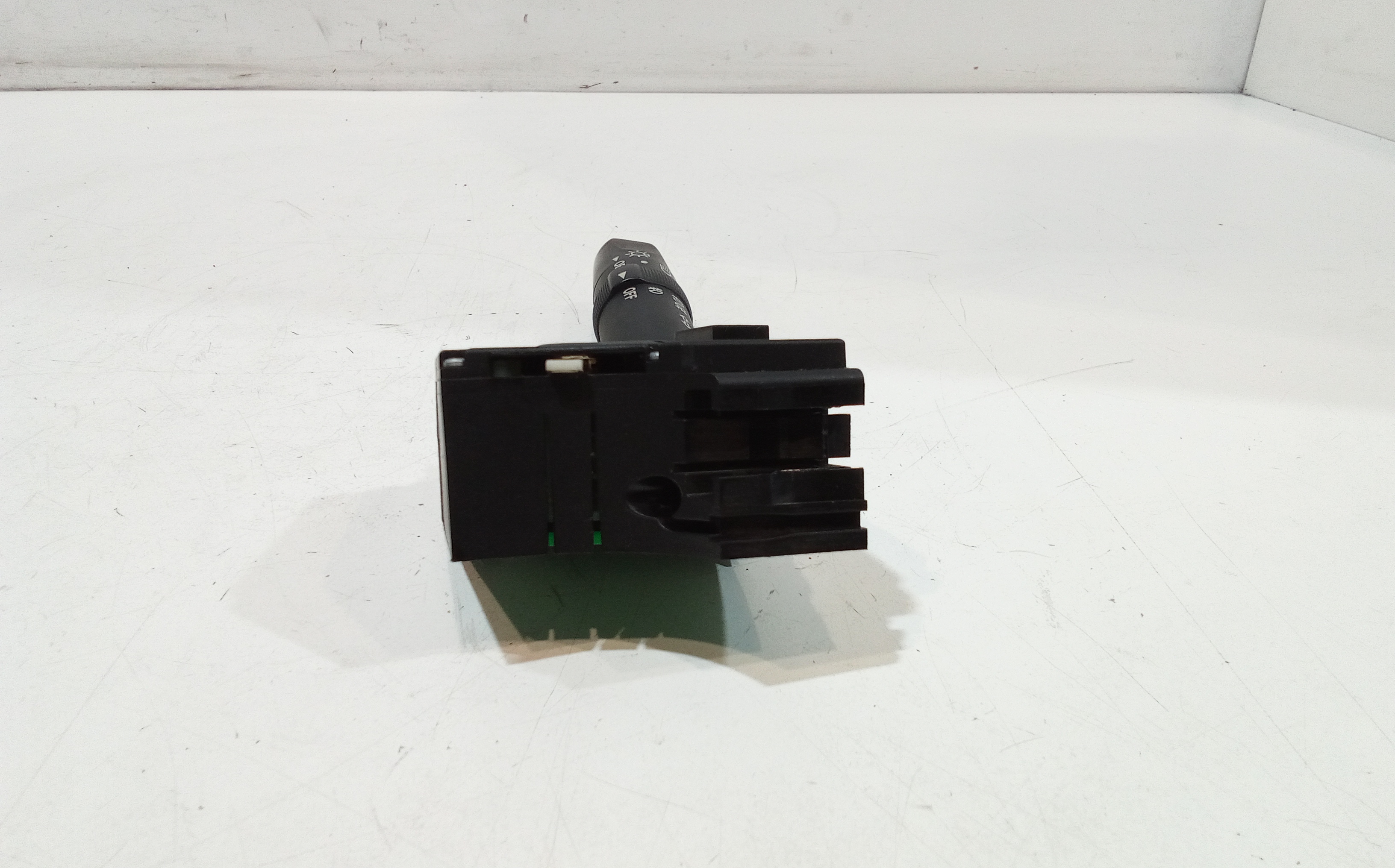 Devioluci sinistro per Mazda 2 Berlina 1 Serie (2003 - 2007)