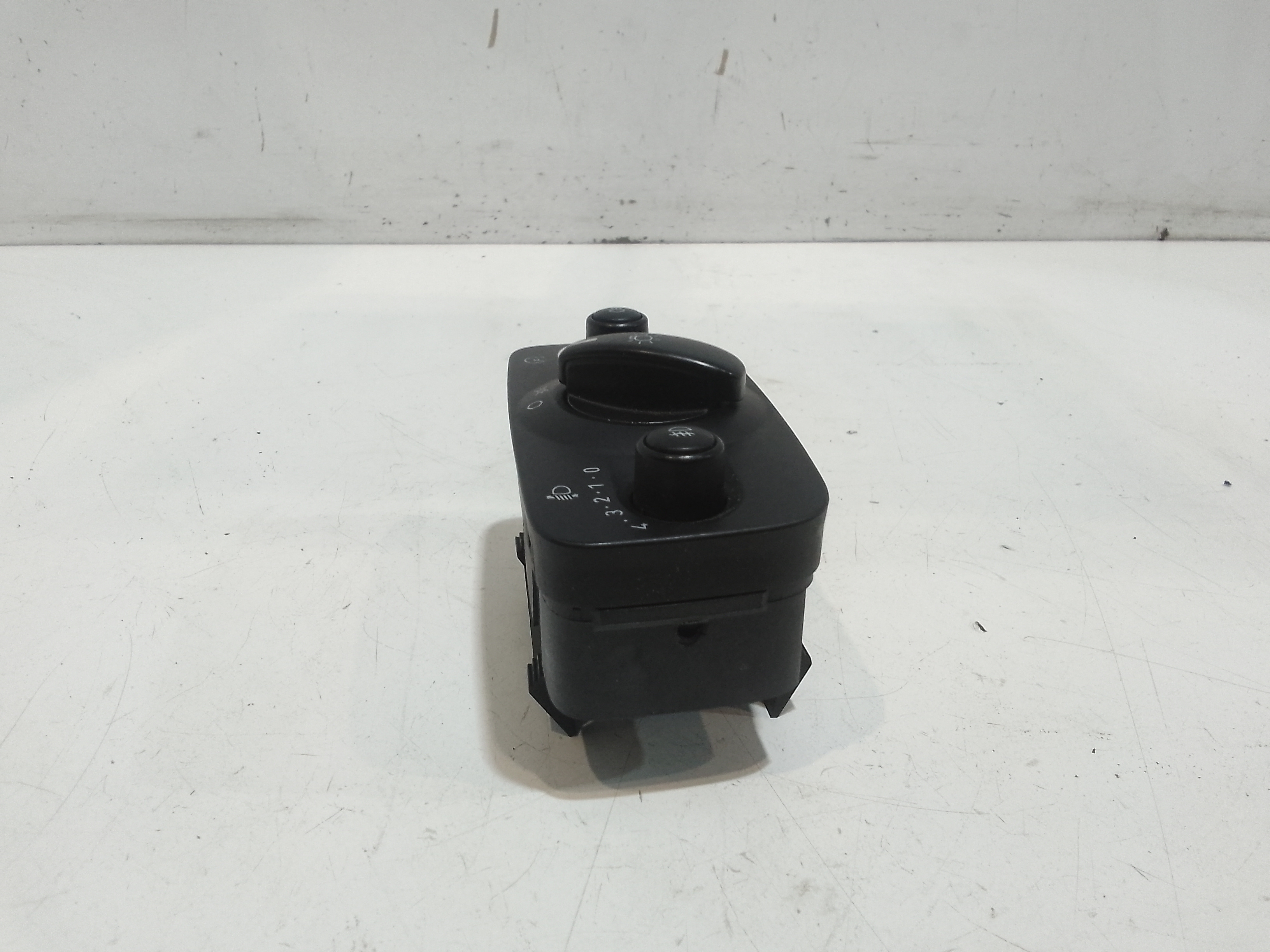 Interruttore comando luci per Ford Mondeo Berlina 6 Serie (2007 - 2010)