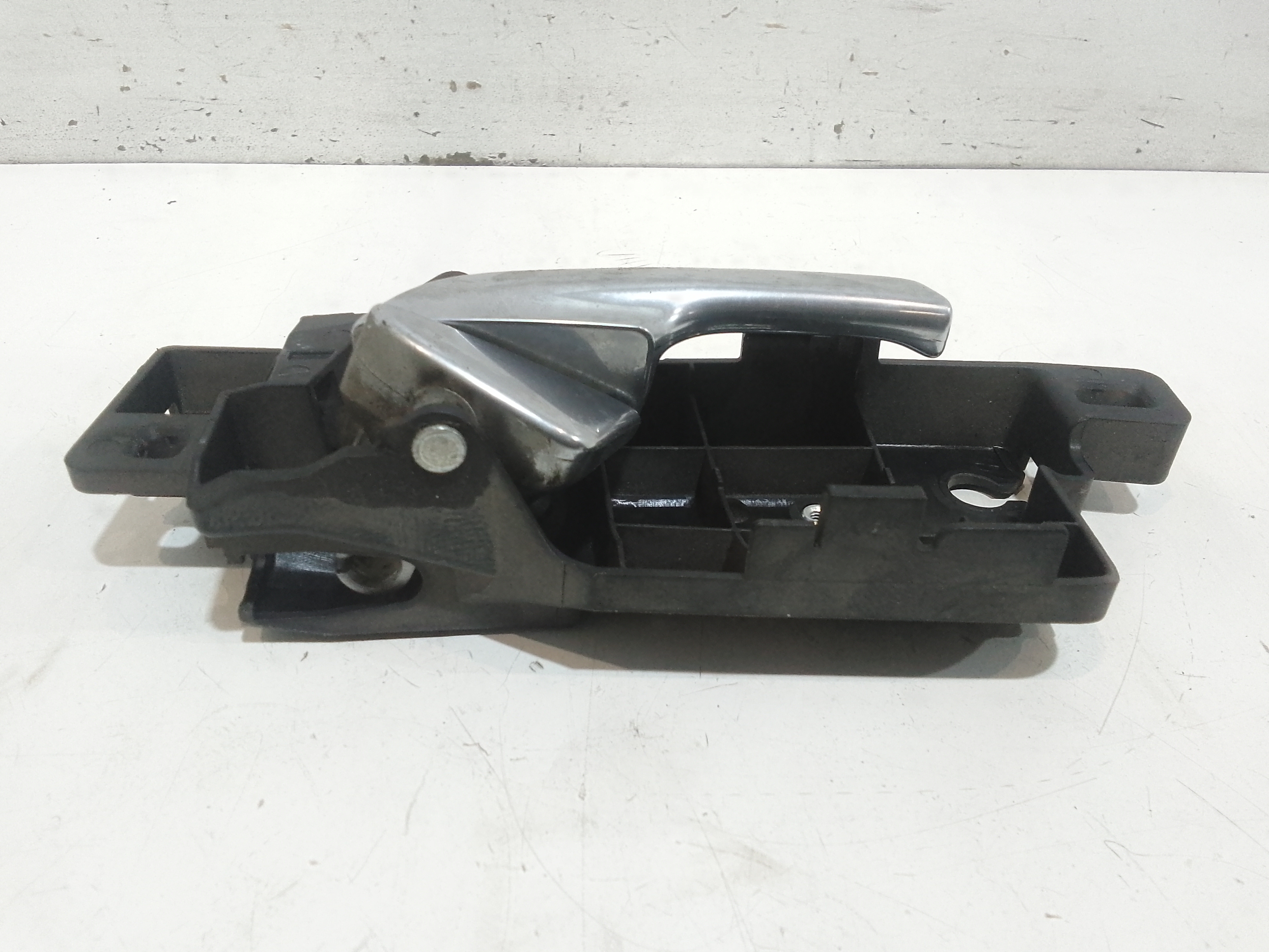 Maniglia interna Posteriore Destra per Ford Mondeo Berlina 6 Serie (2007 - 2010)