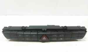 Pulsante luci di emergenza per Mercedes Viano 1 Serie (2003 - In produzione)