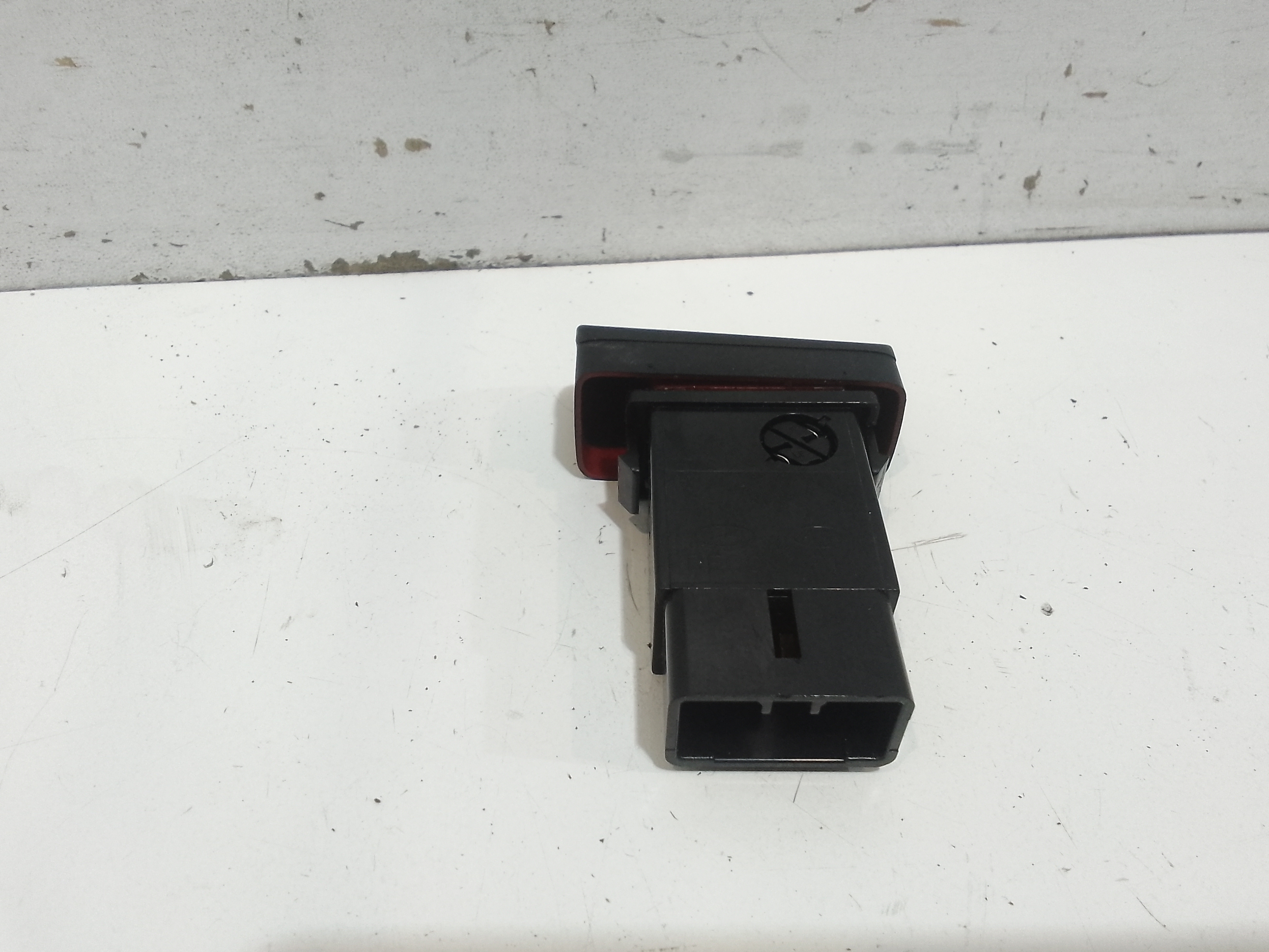 Pulsante luci di emergenza per Kia Sportage Serie (04>10) (2004 - 2010)