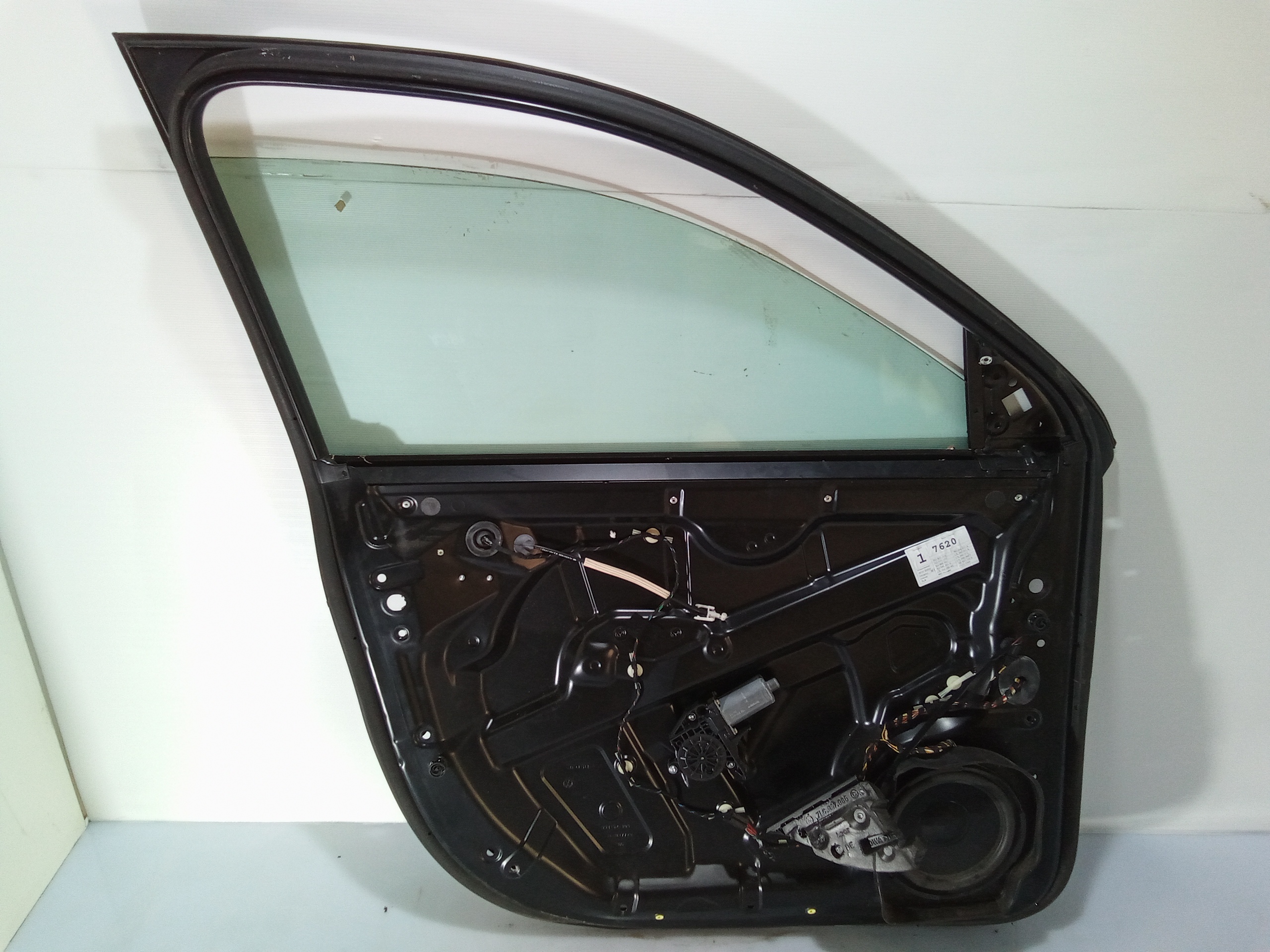 Portiera Anteriore Sinistra per Volkswagen Touareg 1 Serie (2002 - 2006)