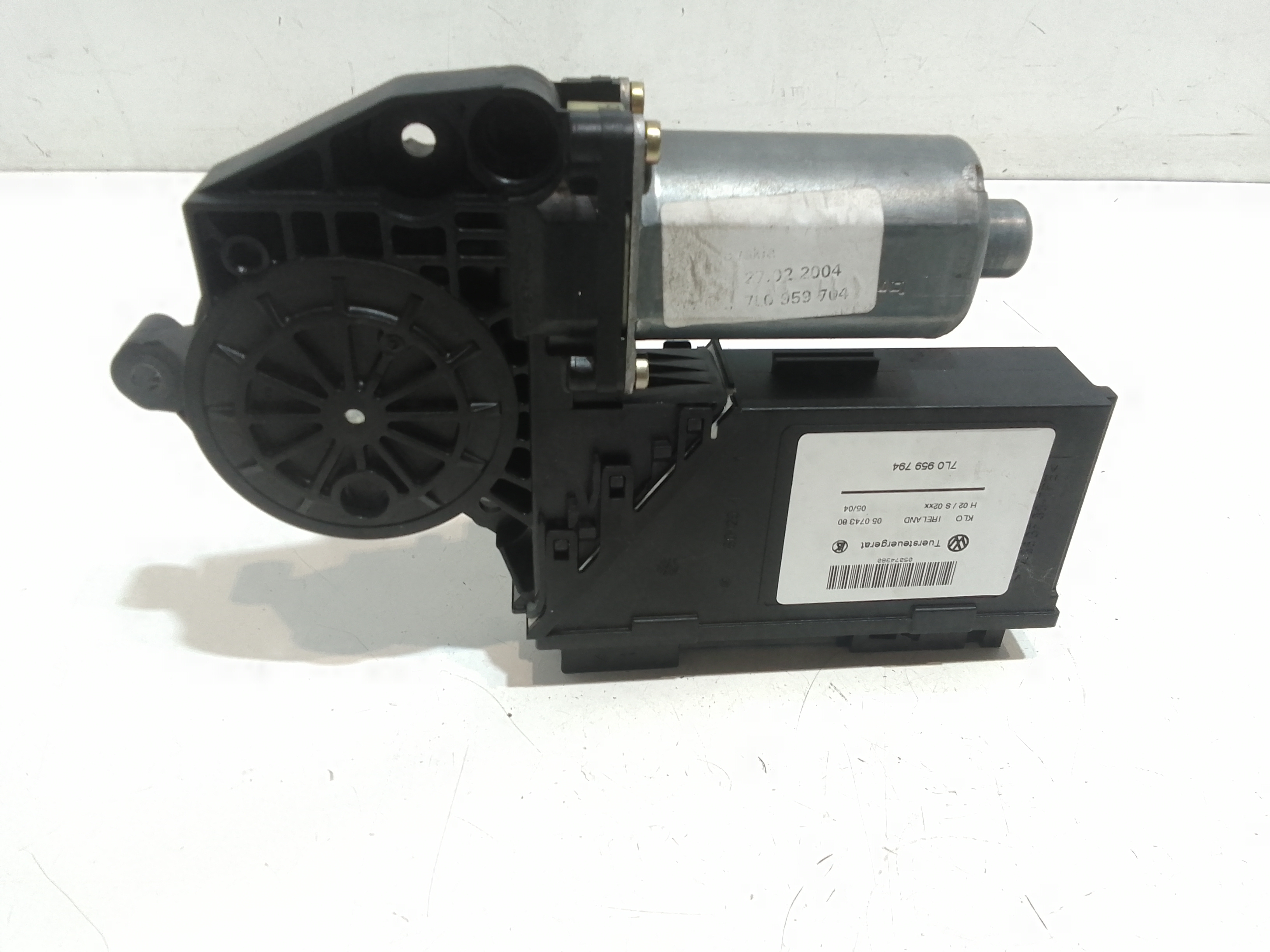 Motorino Alzavetro posteriore destra per Volkswagen Touareg 1 Serie (2002 - 2006)