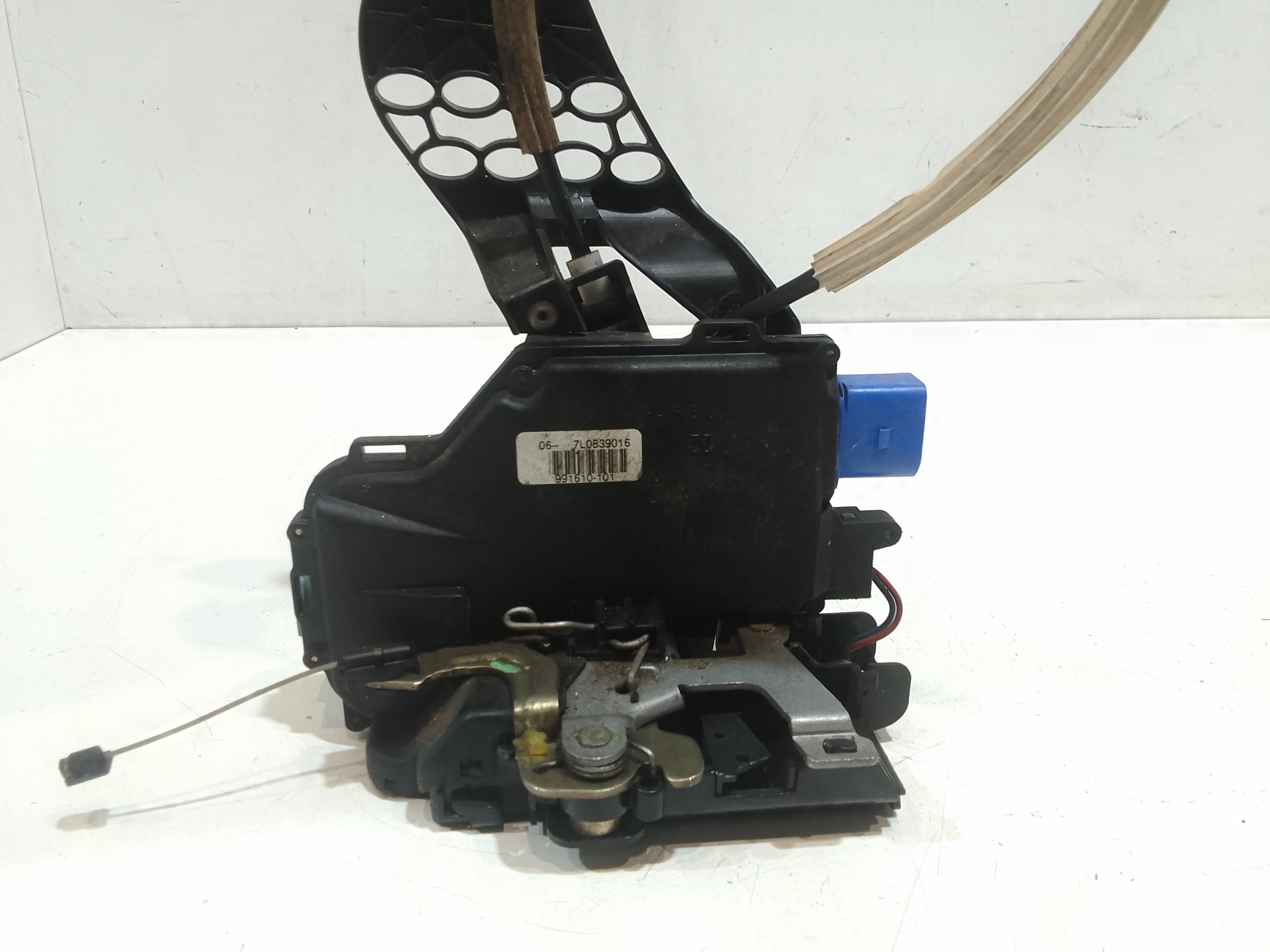 Serratura Posteriore destra per Volkswagen Touareg 1 Serie (2002 - 2006)